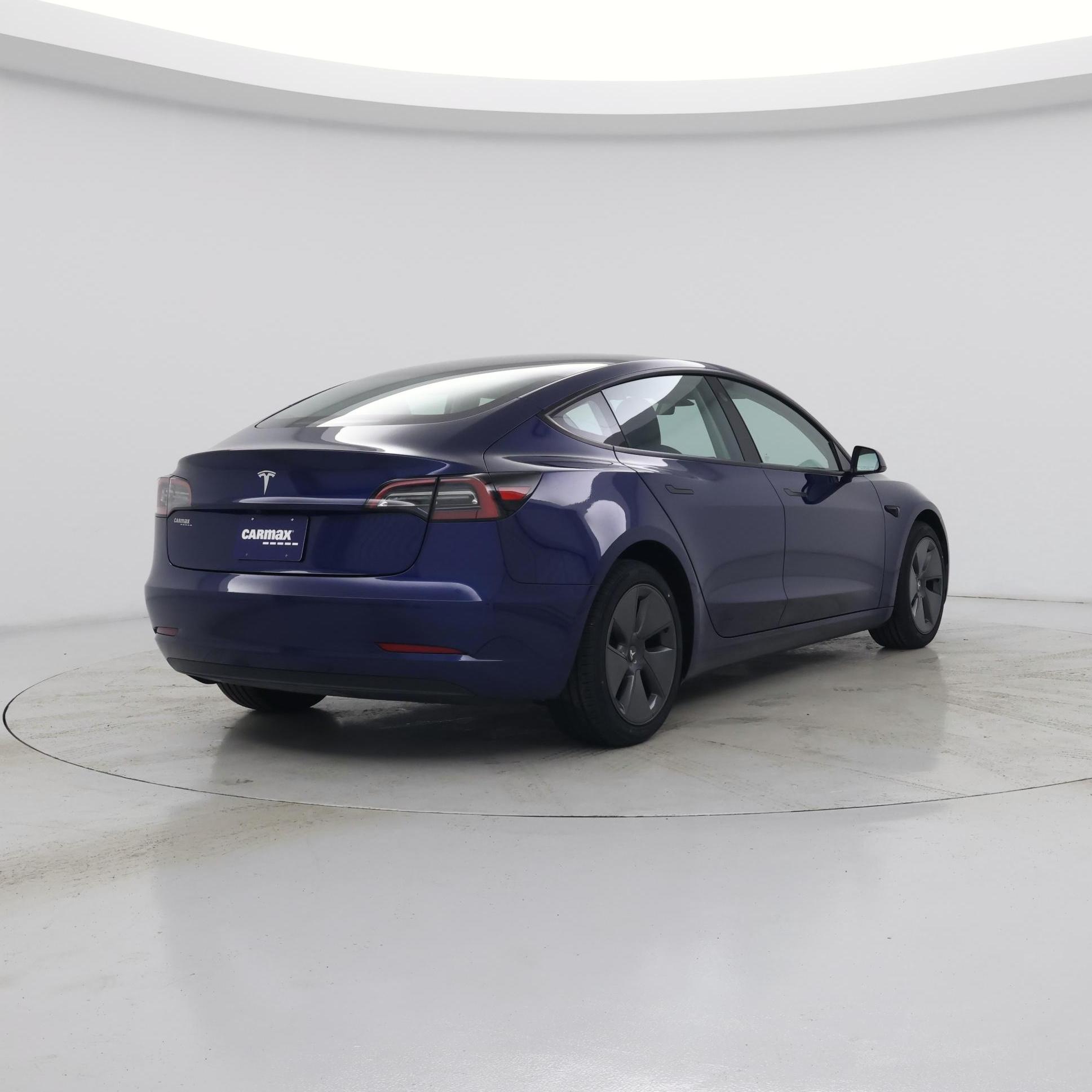 Thumbnail: 2023 Tesla Model 3 - 8