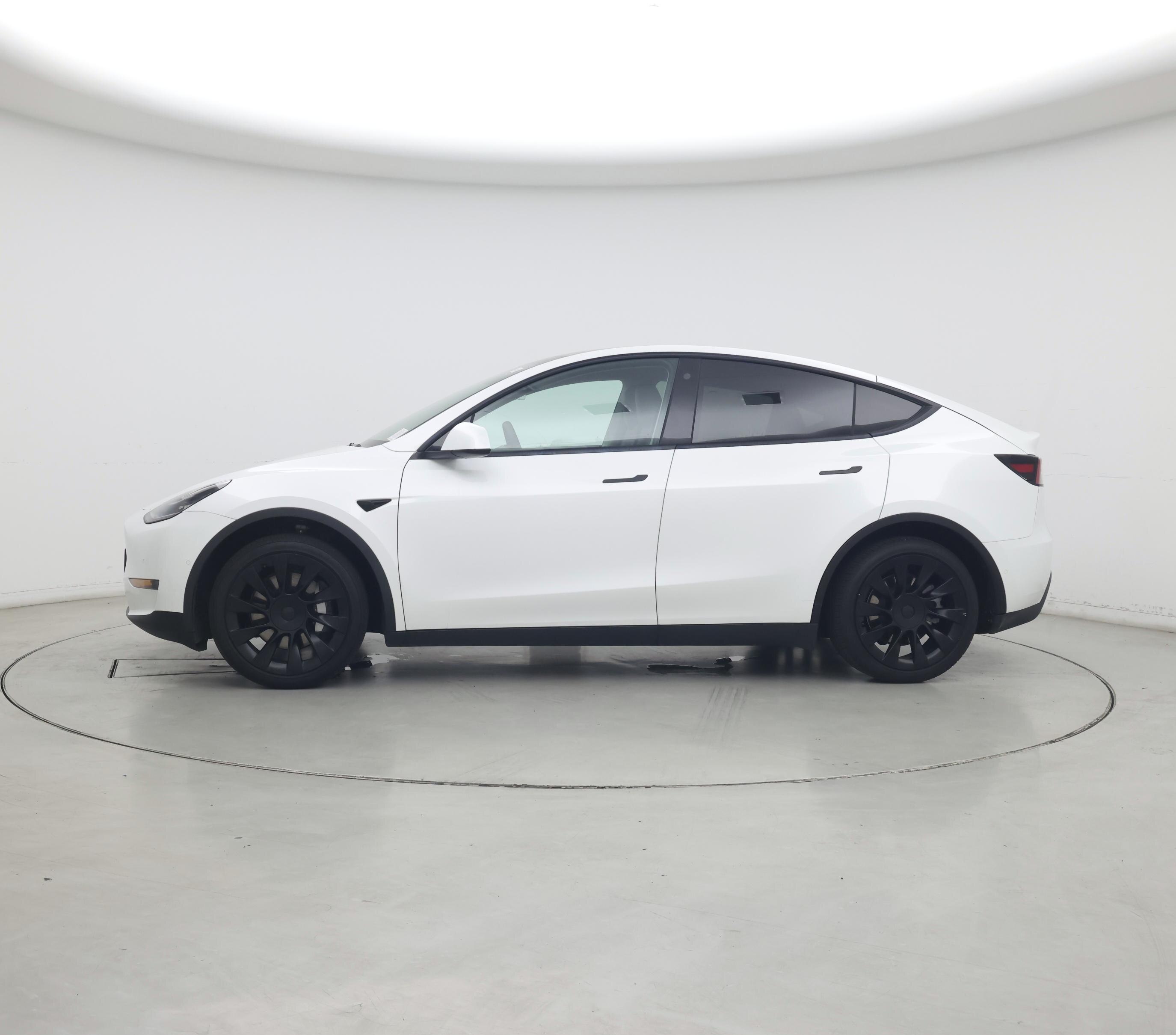 Thumbnail: 2021 Tesla Model Y - 3
