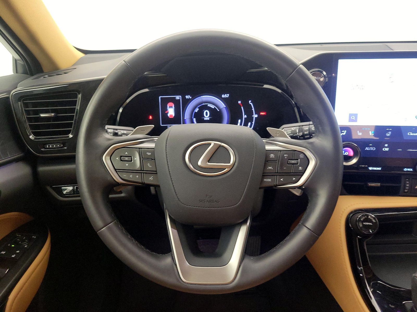 2025 Lexus NX Hybrid 350h - Photo 11