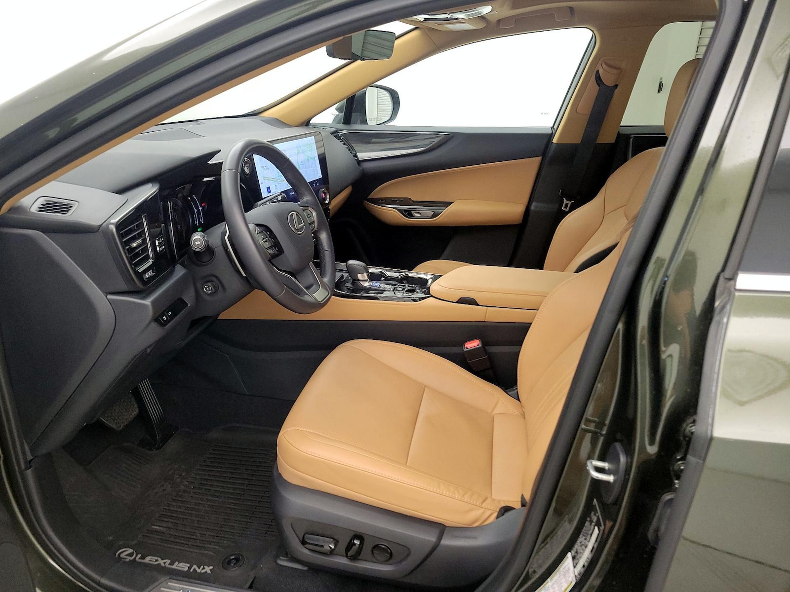 2025 Lexus NX Hybrid 350h - Photo 12