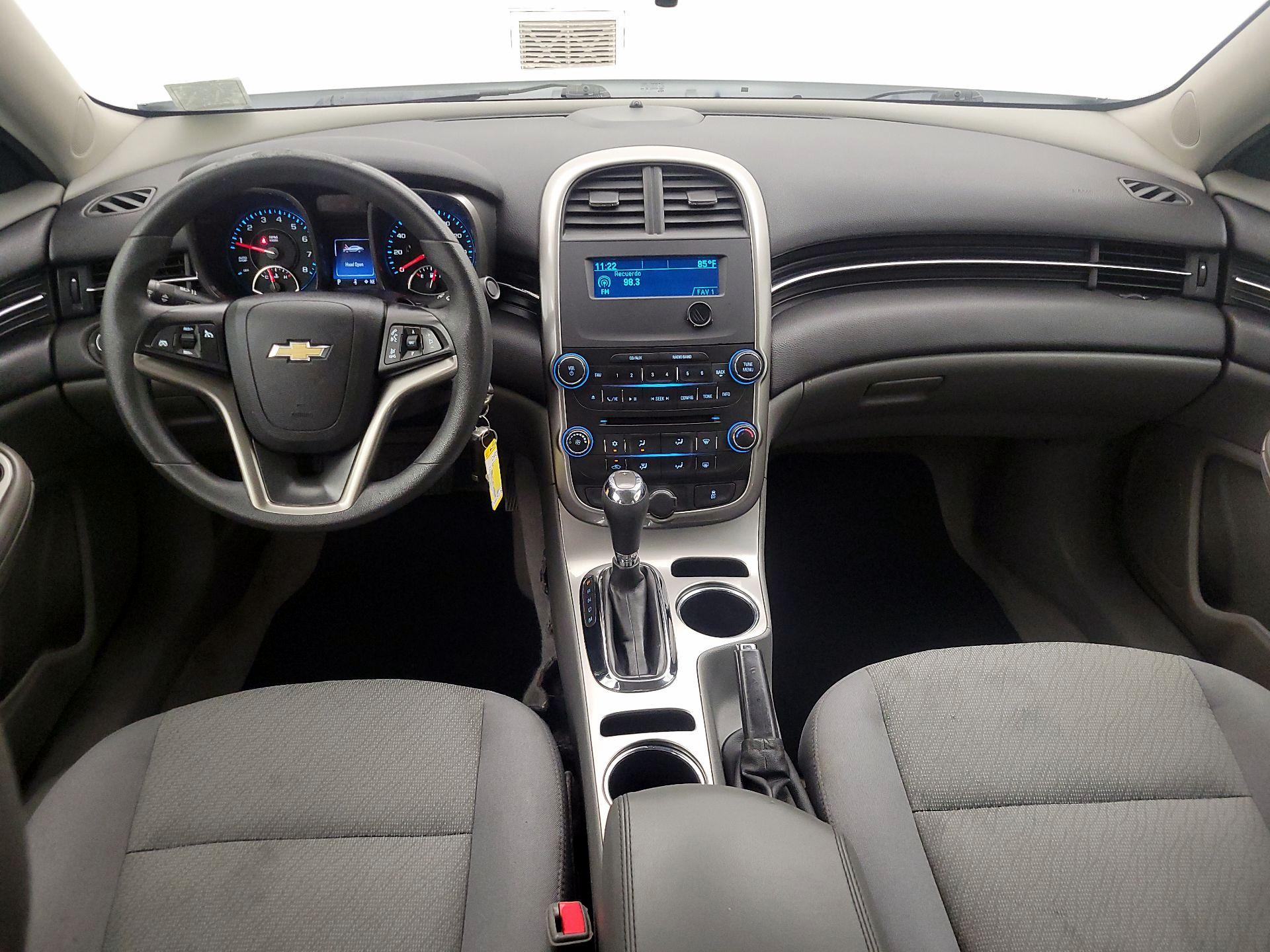 Thumbnail: 2016 Chevrolet Malibu - 9