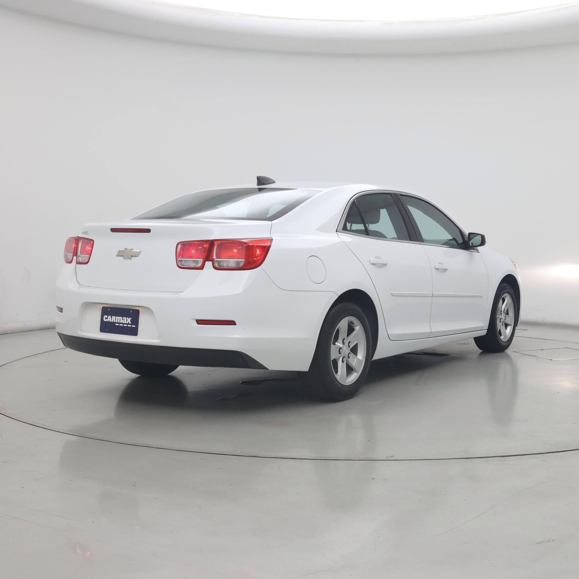 Thumbnail: 2016 Chevrolet Malibu - 8