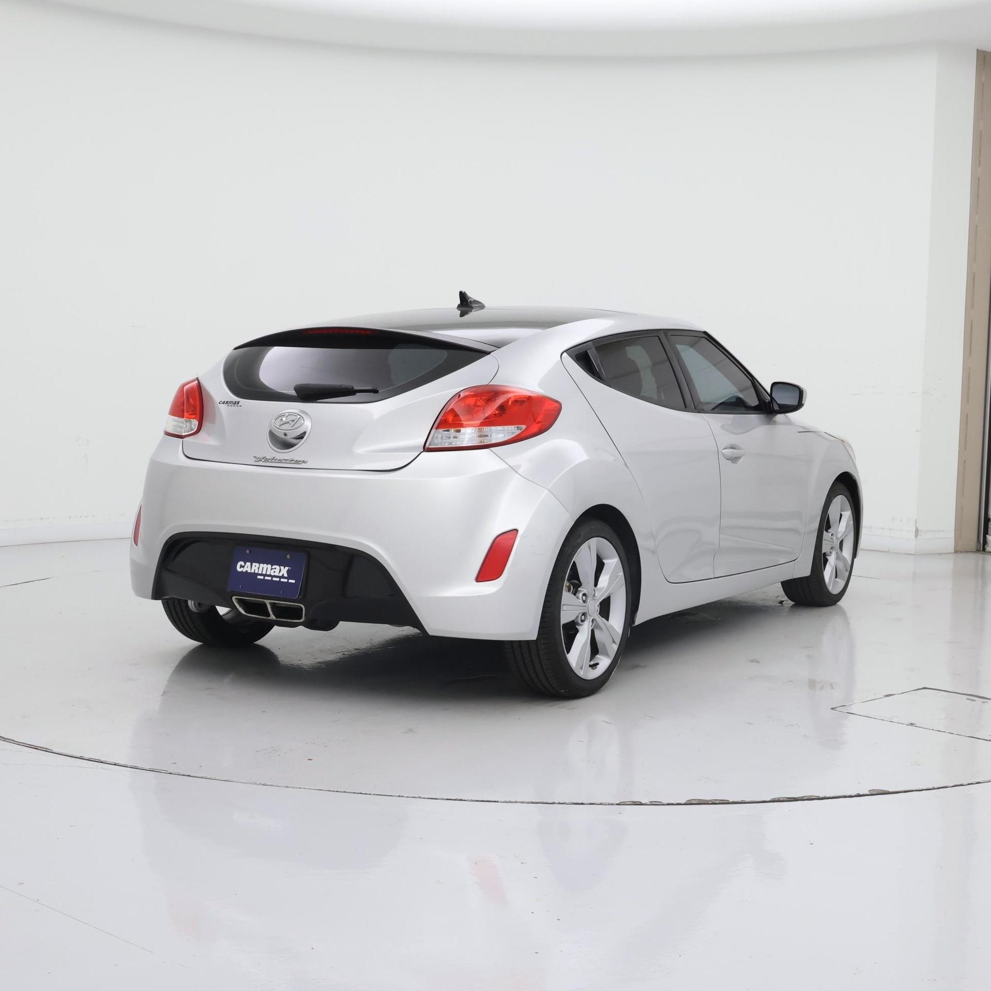 Thumbnail: 2017 Hyundai Veloster - 8