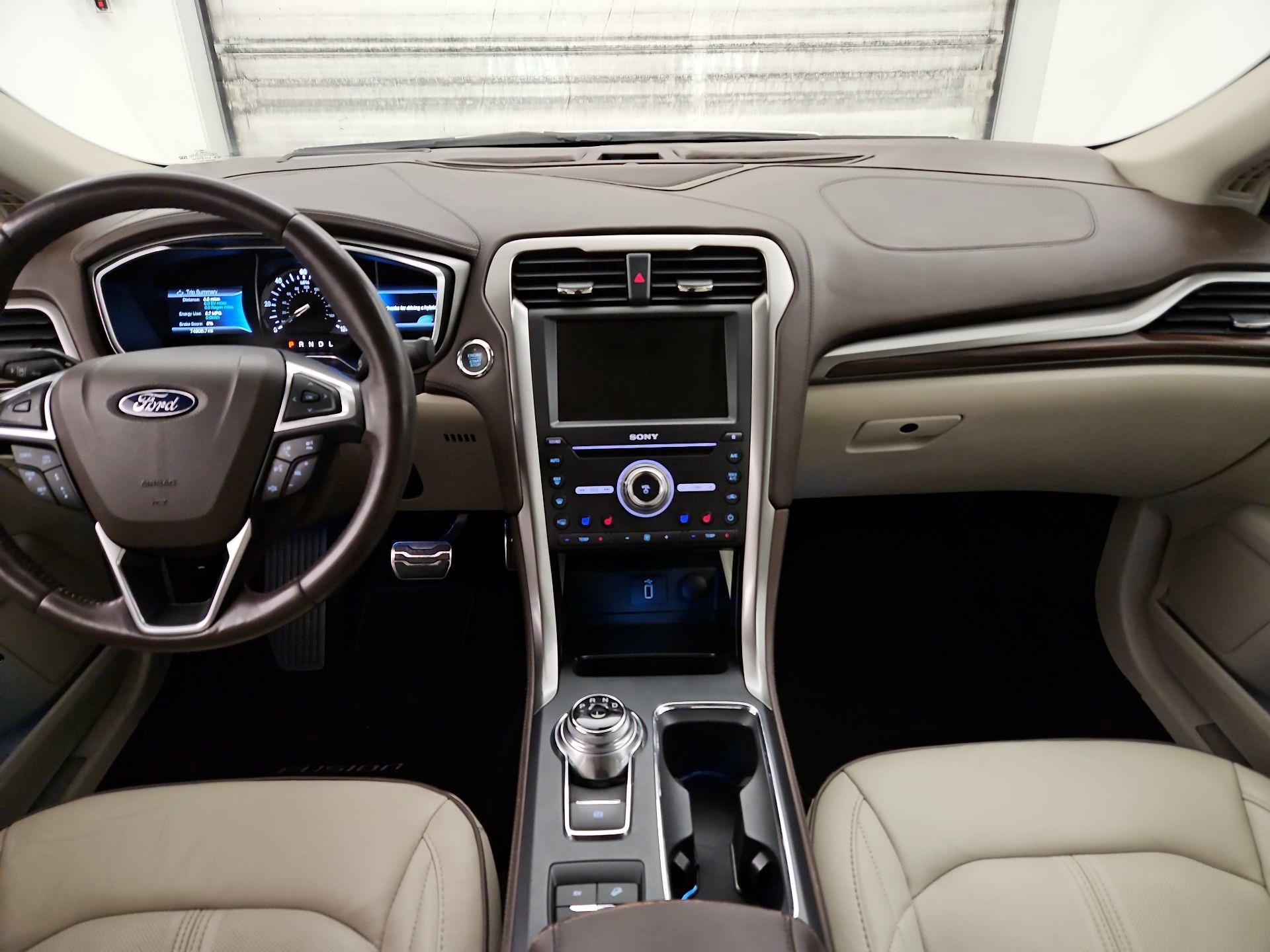 Thumbnail: 2017 Ford Fusion - 9