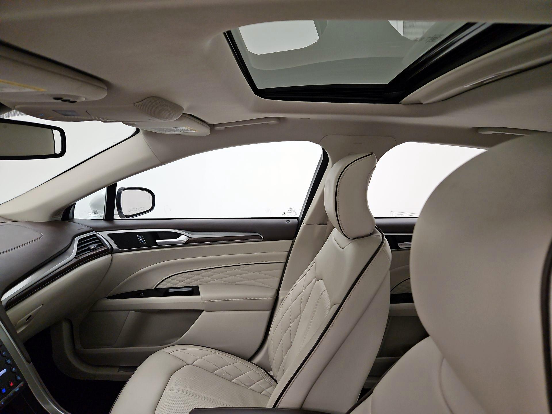 Thumbnail: 2017 Ford Fusion - 19