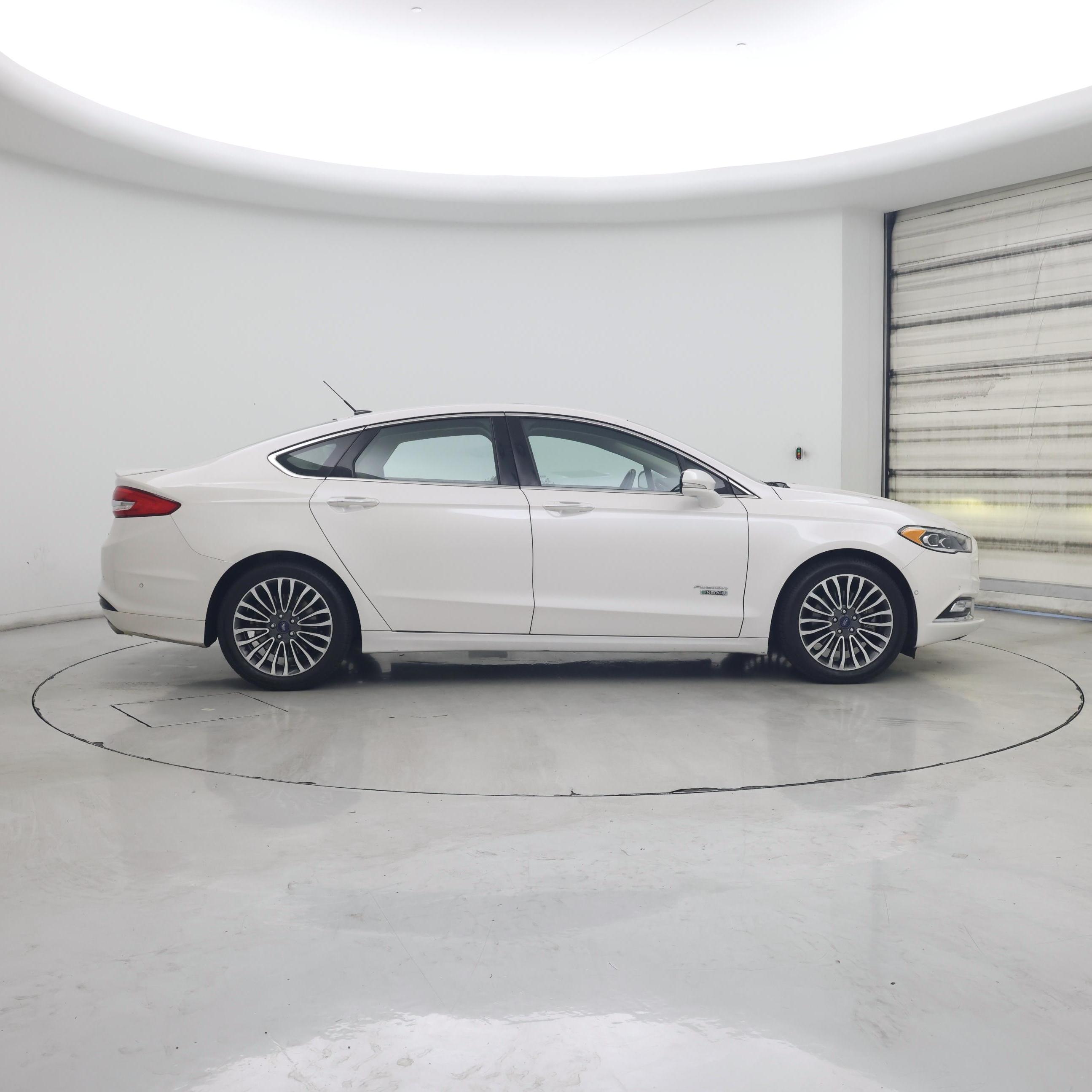 Thumbnail: 2017 Ford Fusion - 7