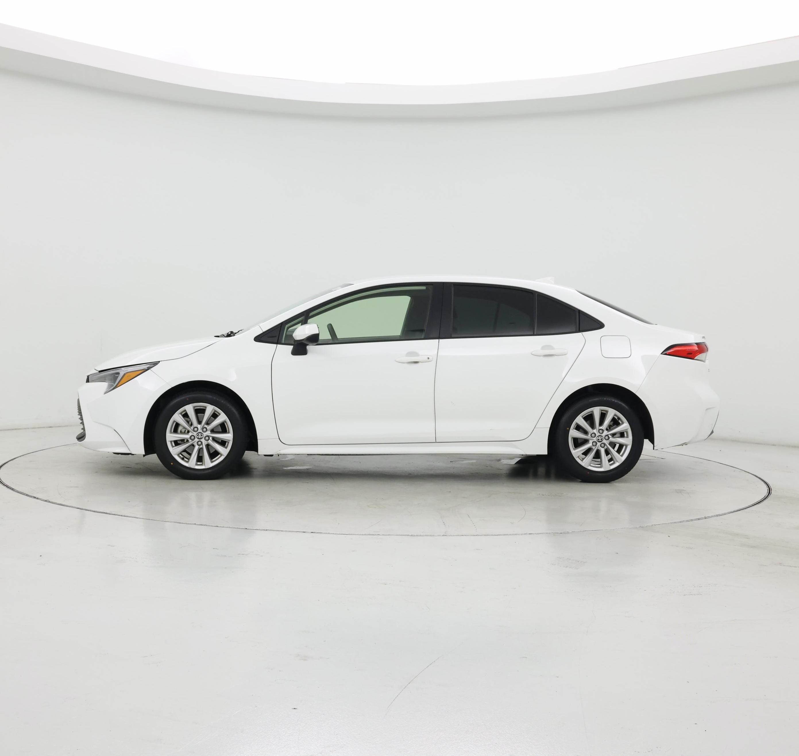 Thumbnail: 2025 Toyota Corolla - 3
