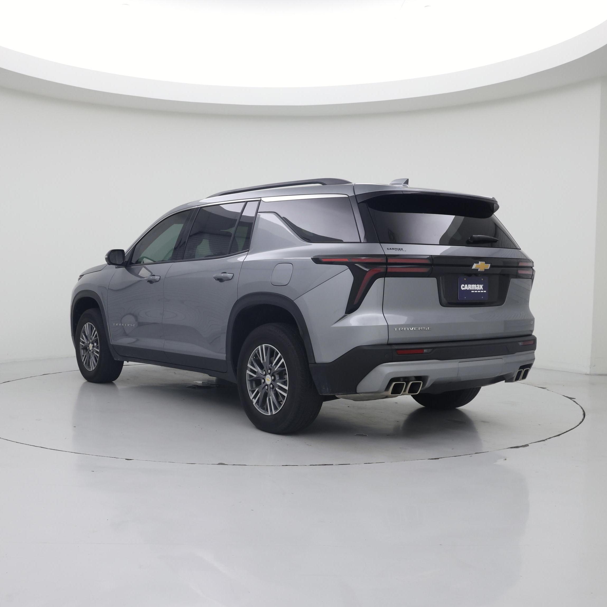 Thumbnail: 2024 Chevrolet Traverse - 2