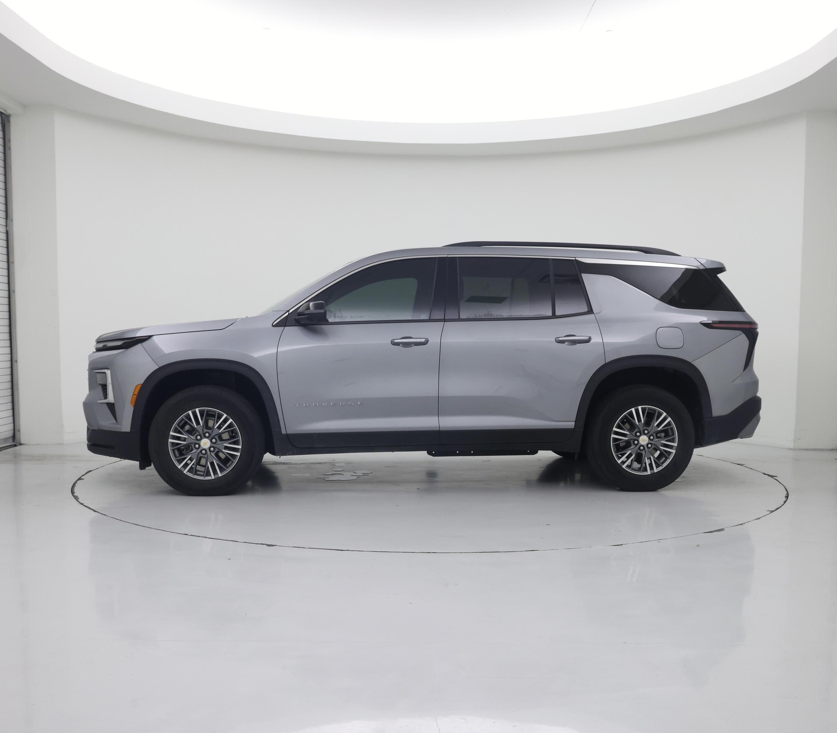 Thumbnail: 2024 Chevrolet Traverse - 3