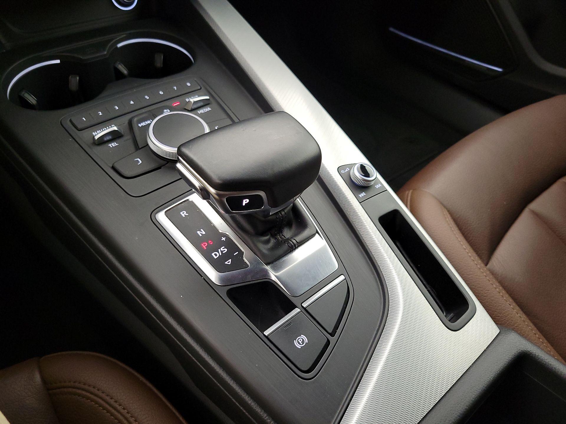Thumbnail: 2017 Audi A4 - 17
