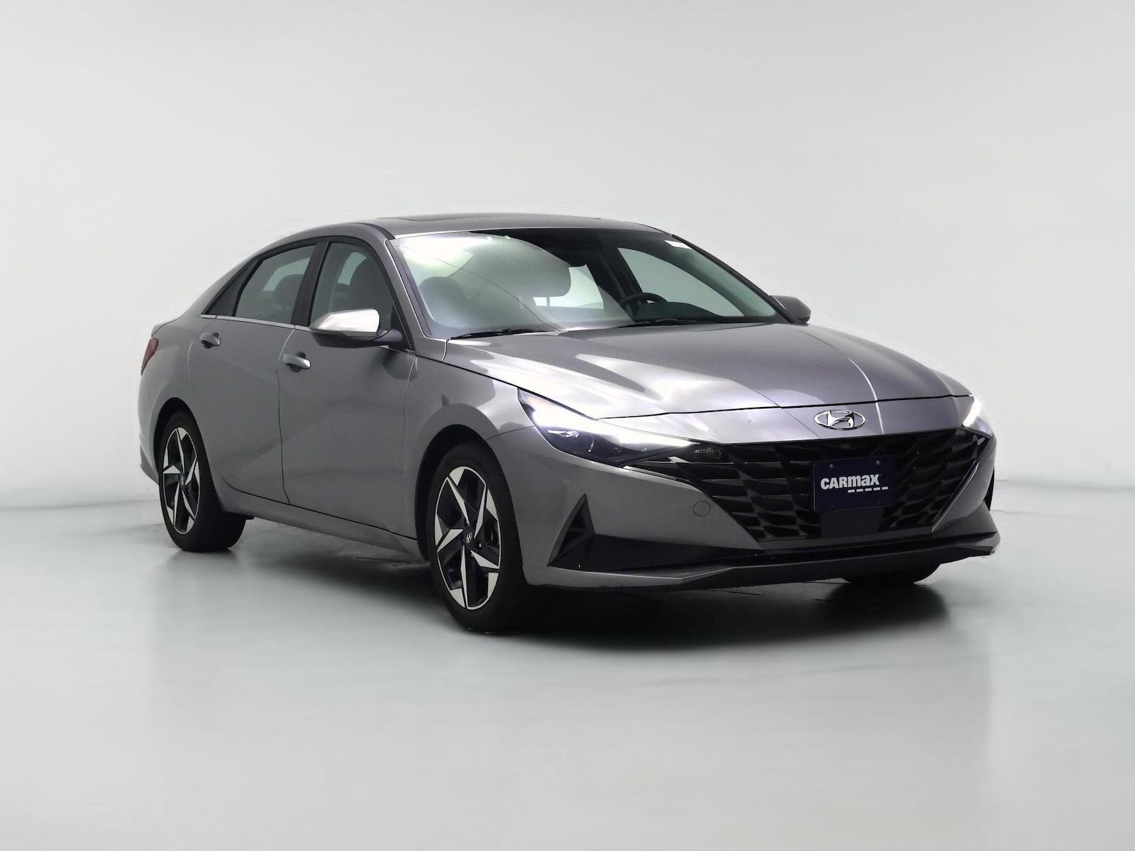 2023 Hyundai Elantra Limited - Photo 1