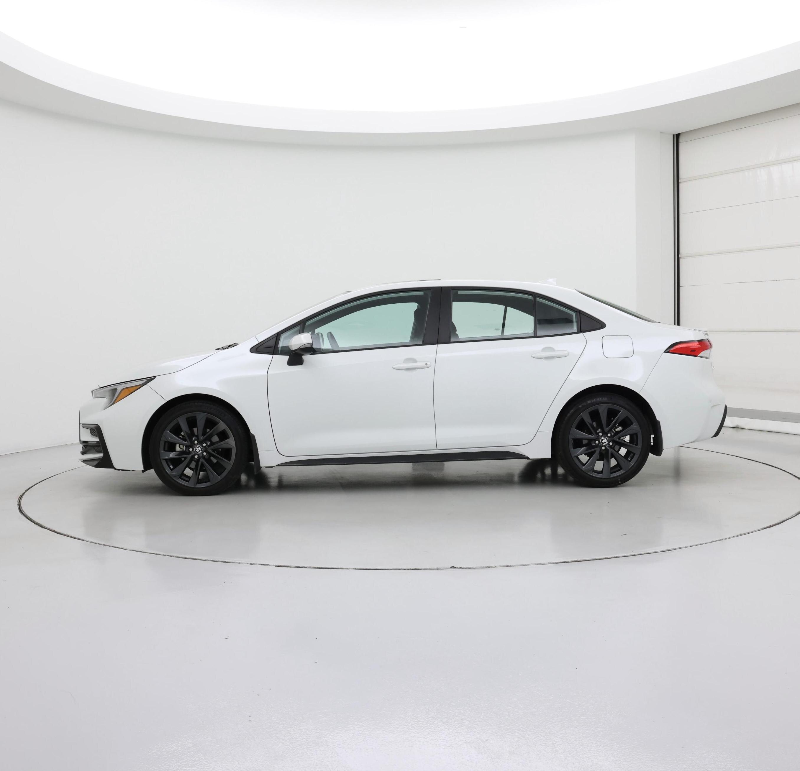 Thumbnail: 2023 Toyota Corolla - 3