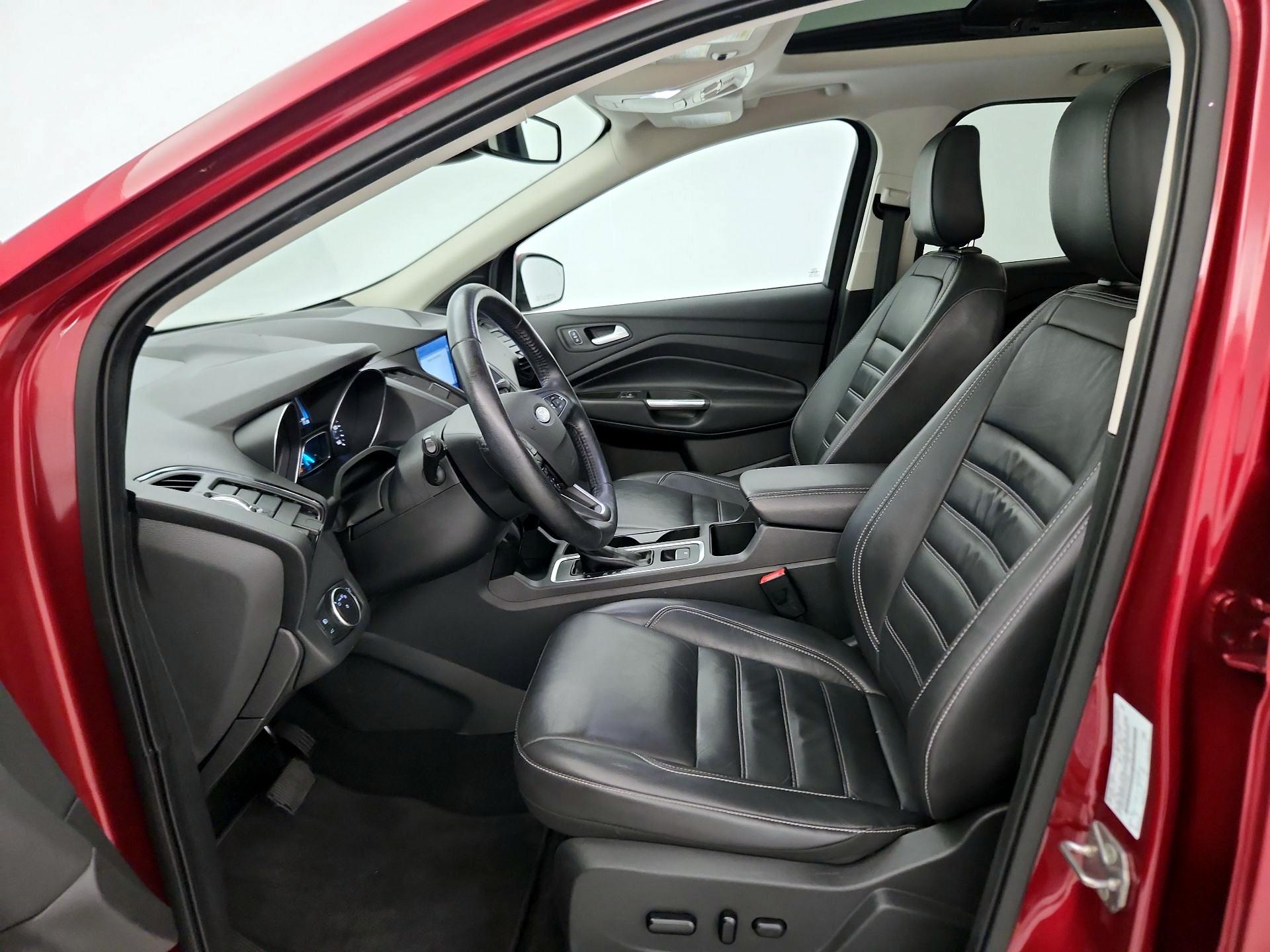 Thumbnail: 2019 Ford Escape - 11