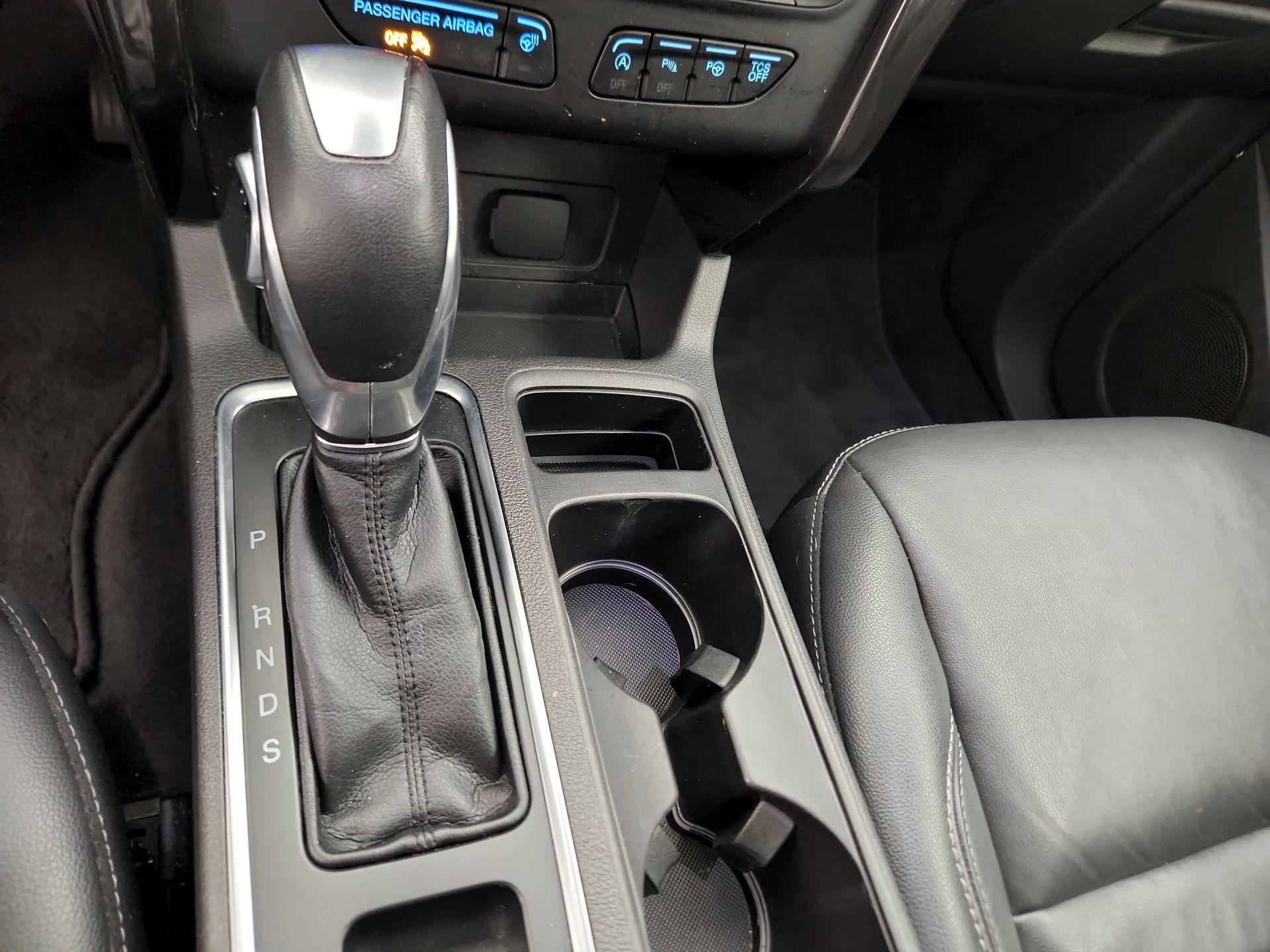 Thumbnail: 2019 Ford Escape - 19