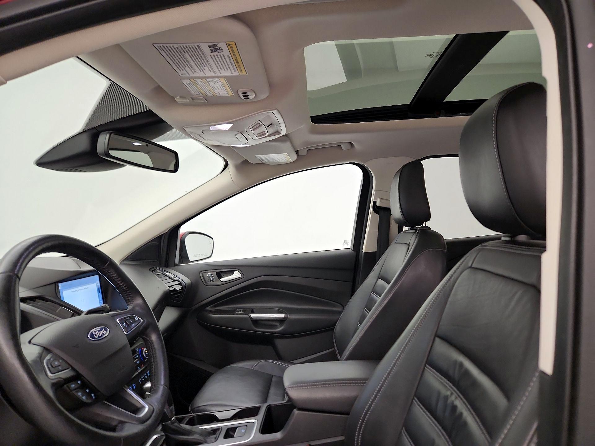 Thumbnail: 2019 Ford Escape - 20