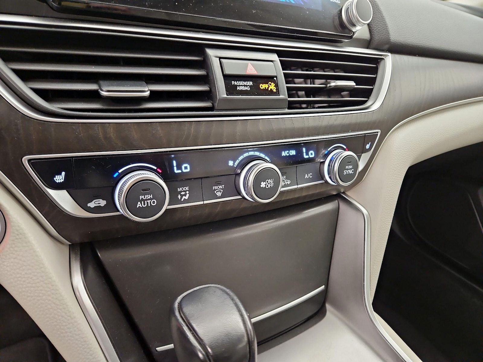 2019 Honda Accord EX-L - Photo 15