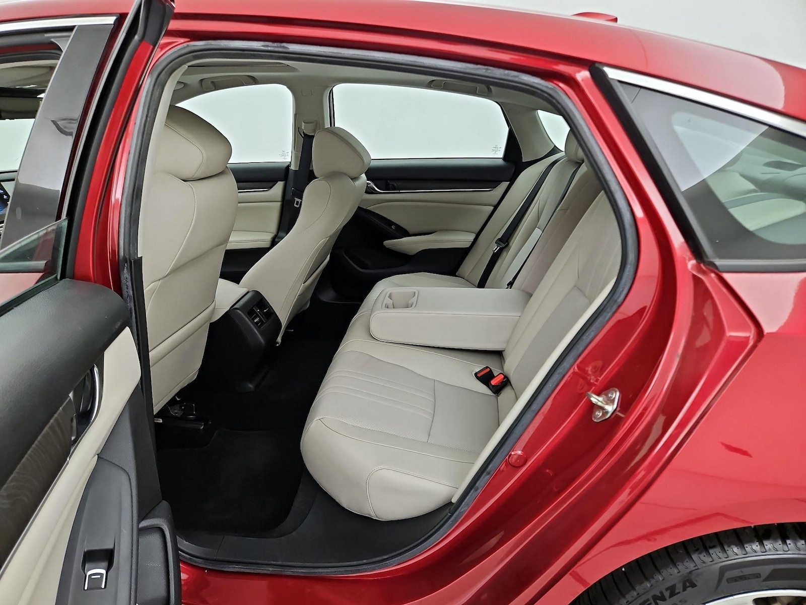 2019 Honda Accord EX-L - Photo 17