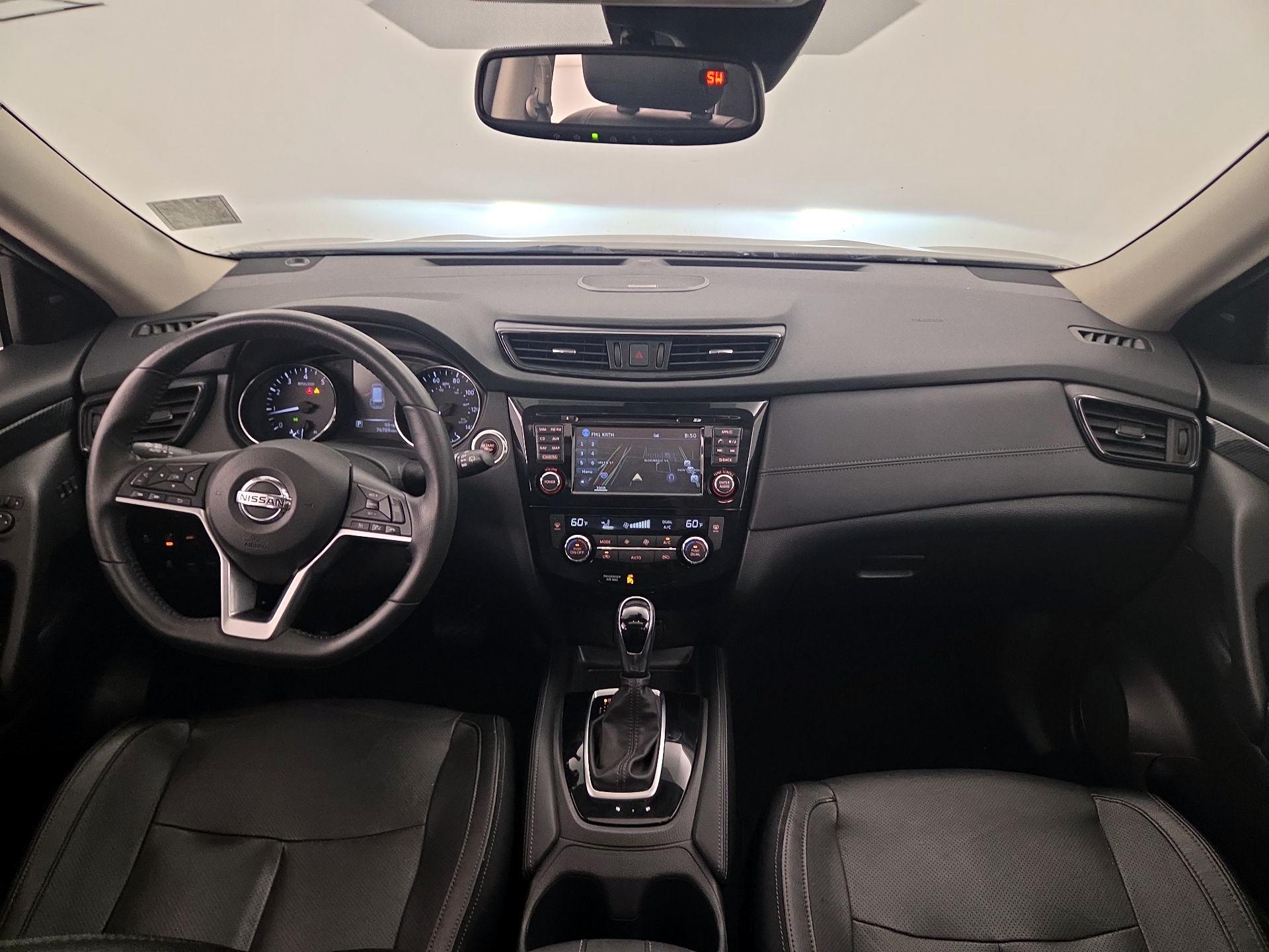 Thumbnail: 2017 Nissan Rogue - 9