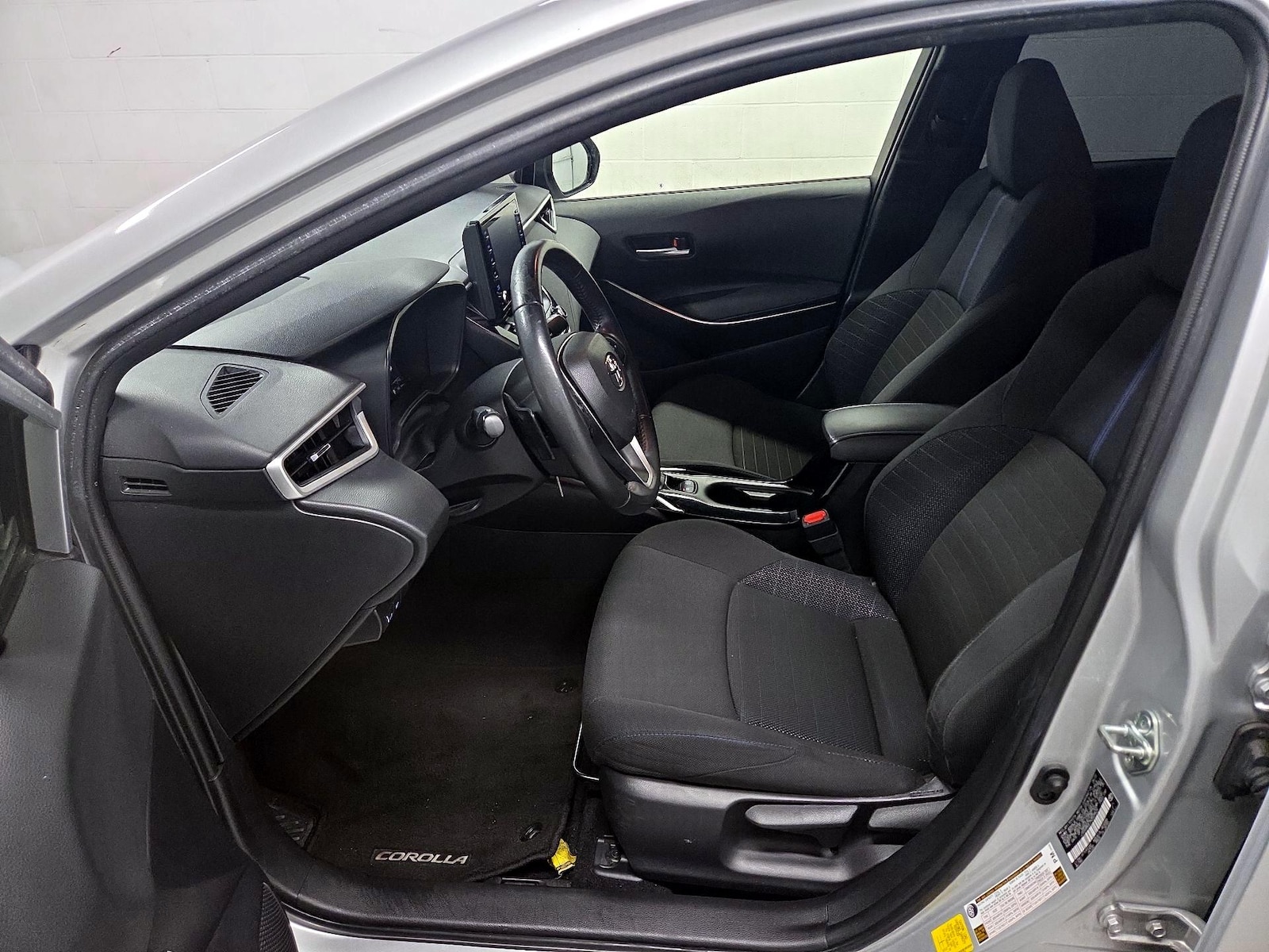2022 Toyota Corolla SE - Photo 12