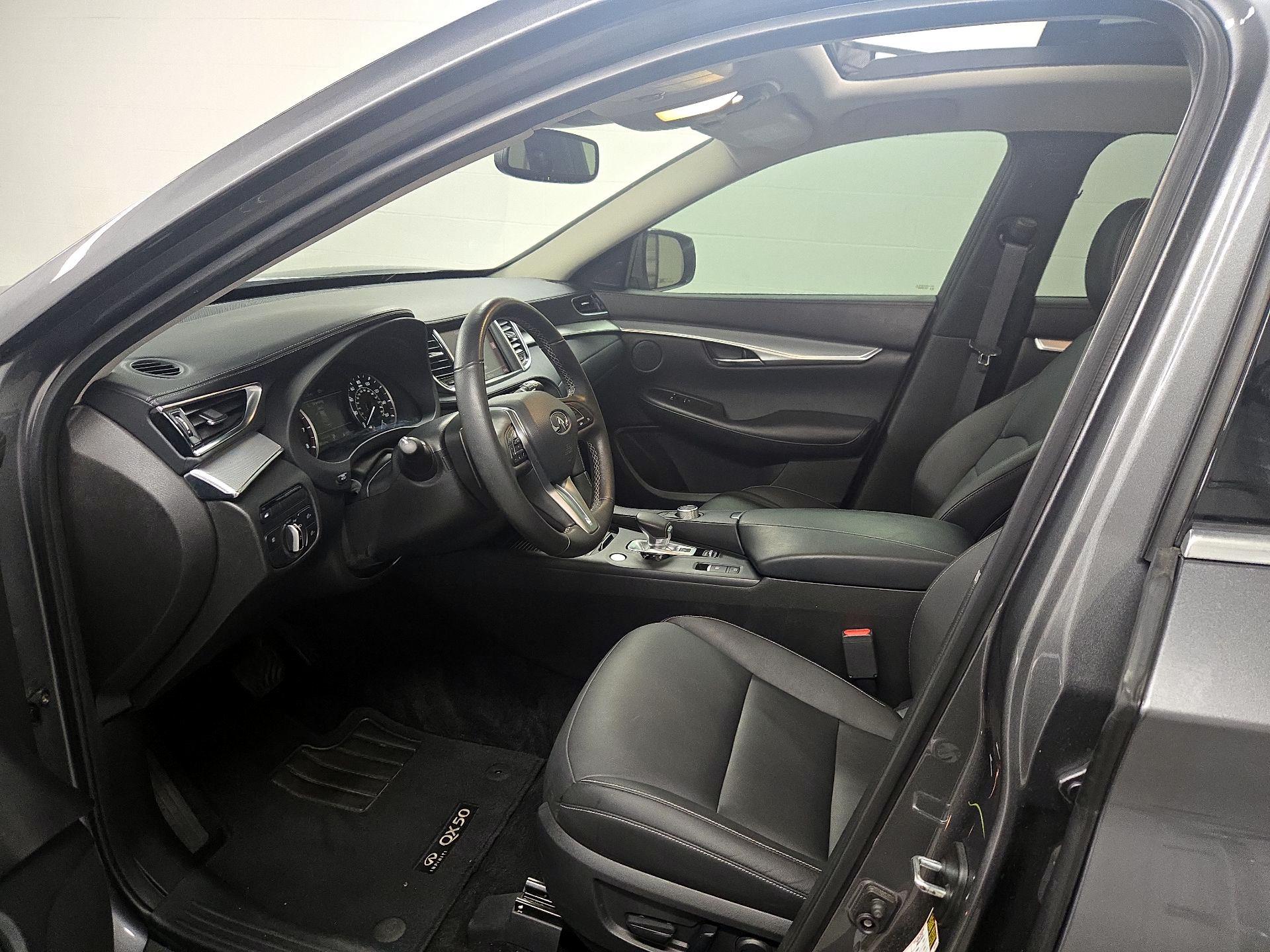 Thumbnail: 2019 INFINITI QX50 - 11