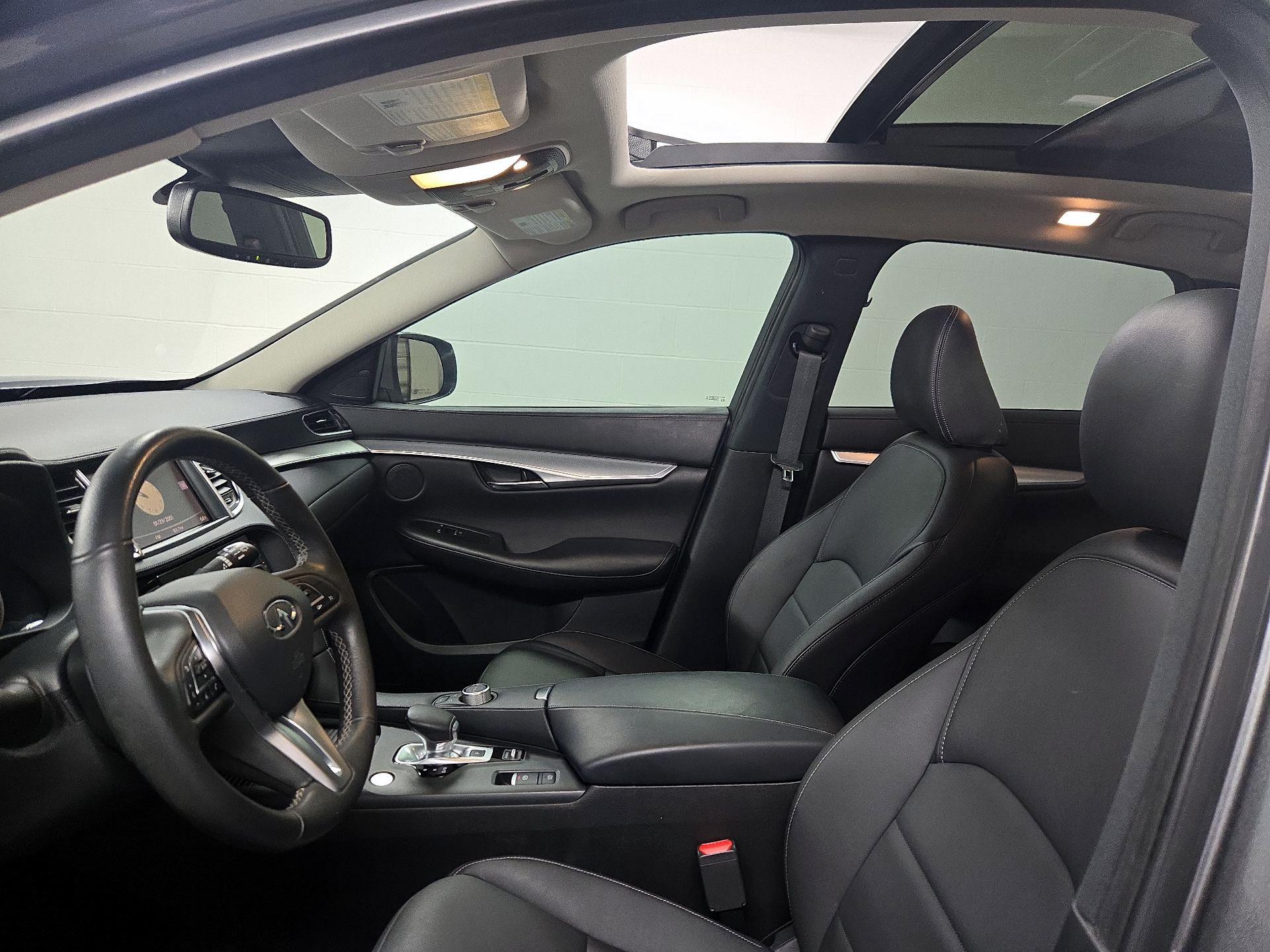 Thumbnail: 2019 INFINITI QX50 - 19