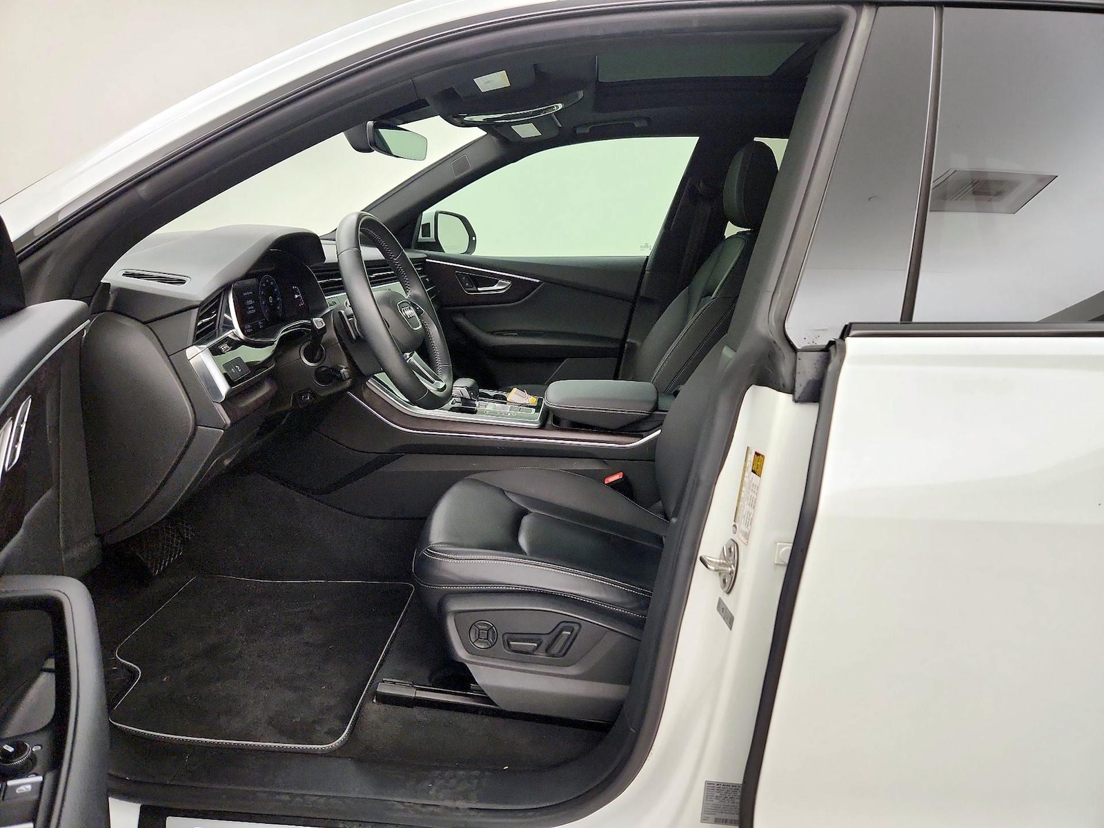 2019 Audi Q8 Premium Plus - Photo 12