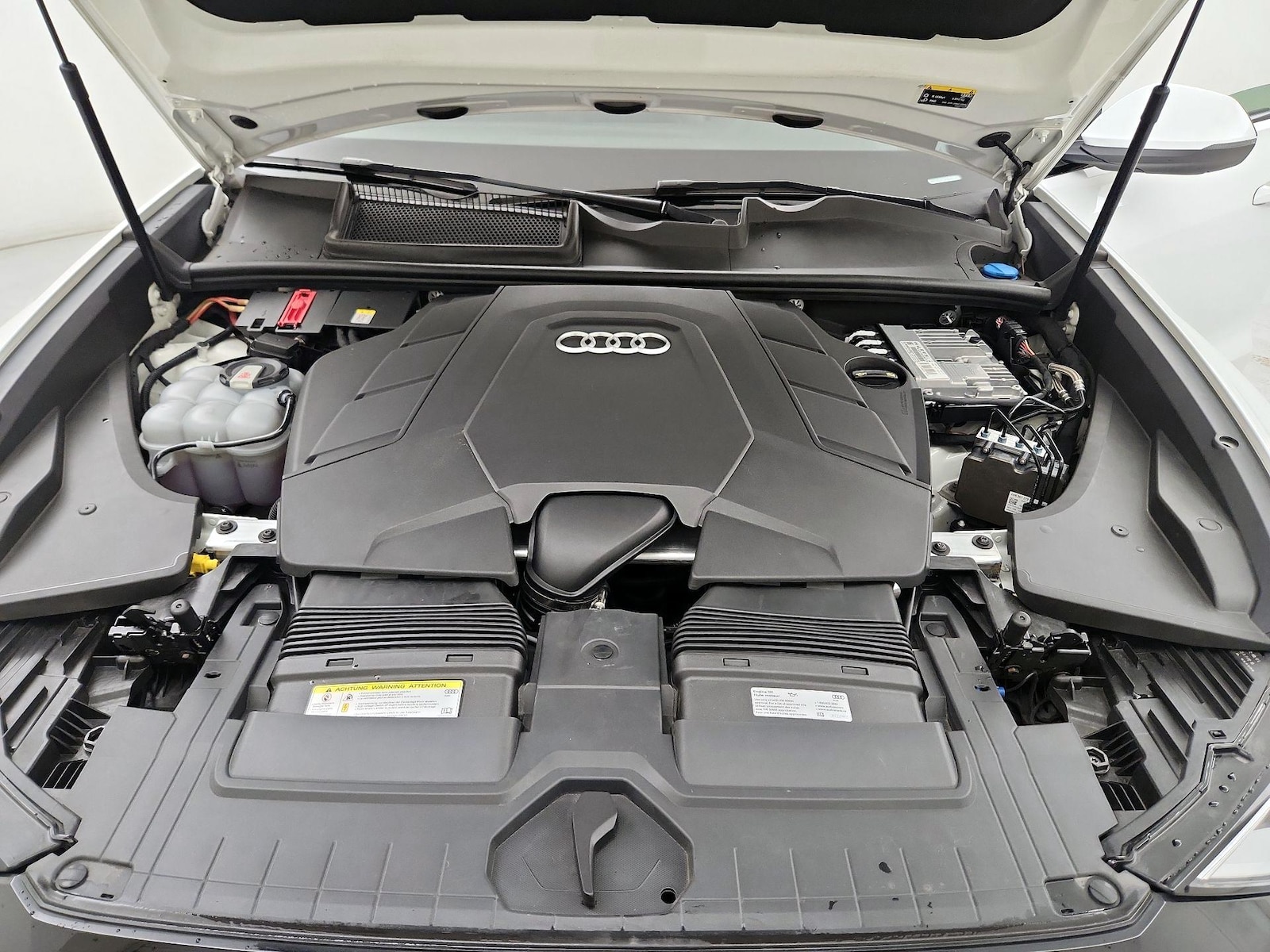 2019 Audi Q8 Premium Plus - Photo 24