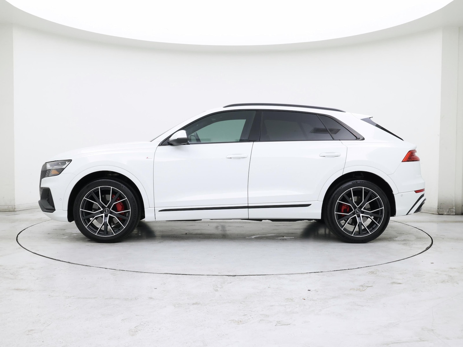 2019 Audi Q8 Premium Plus - Photo 4