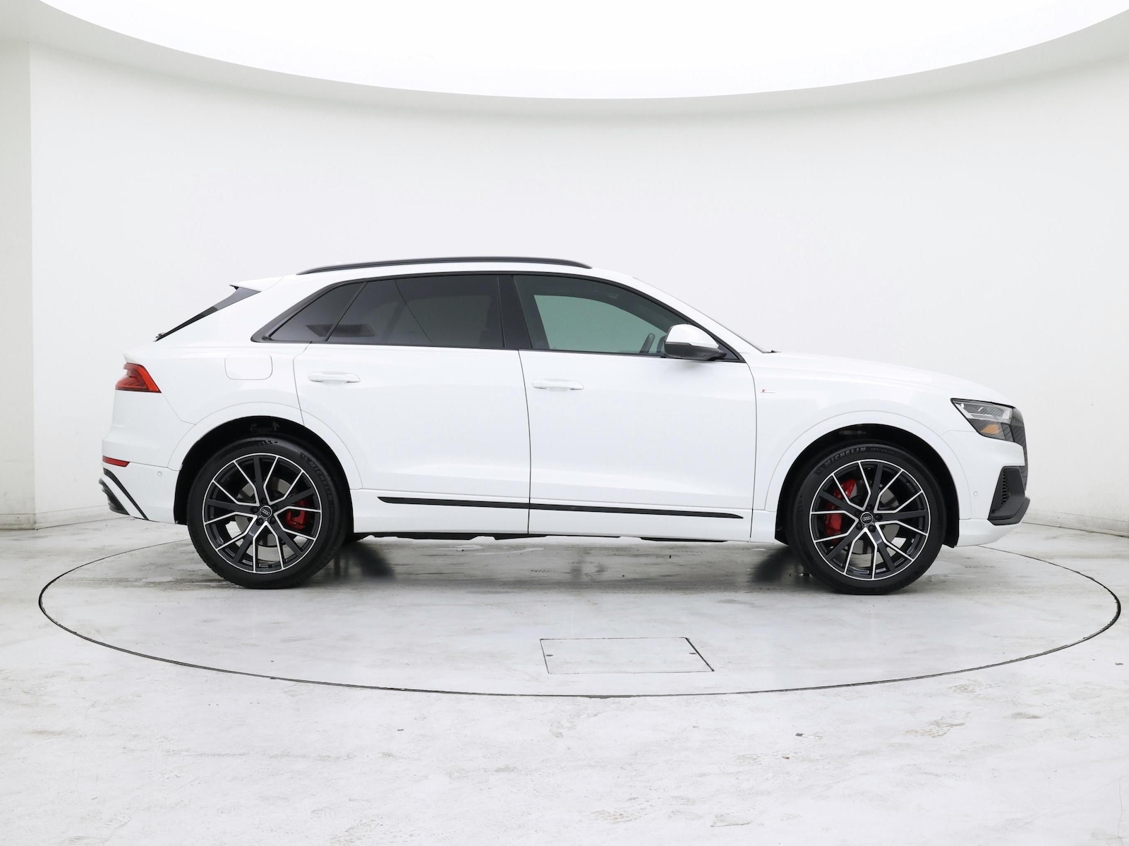 2019 Audi Q8 Premium Plus - Photo 8