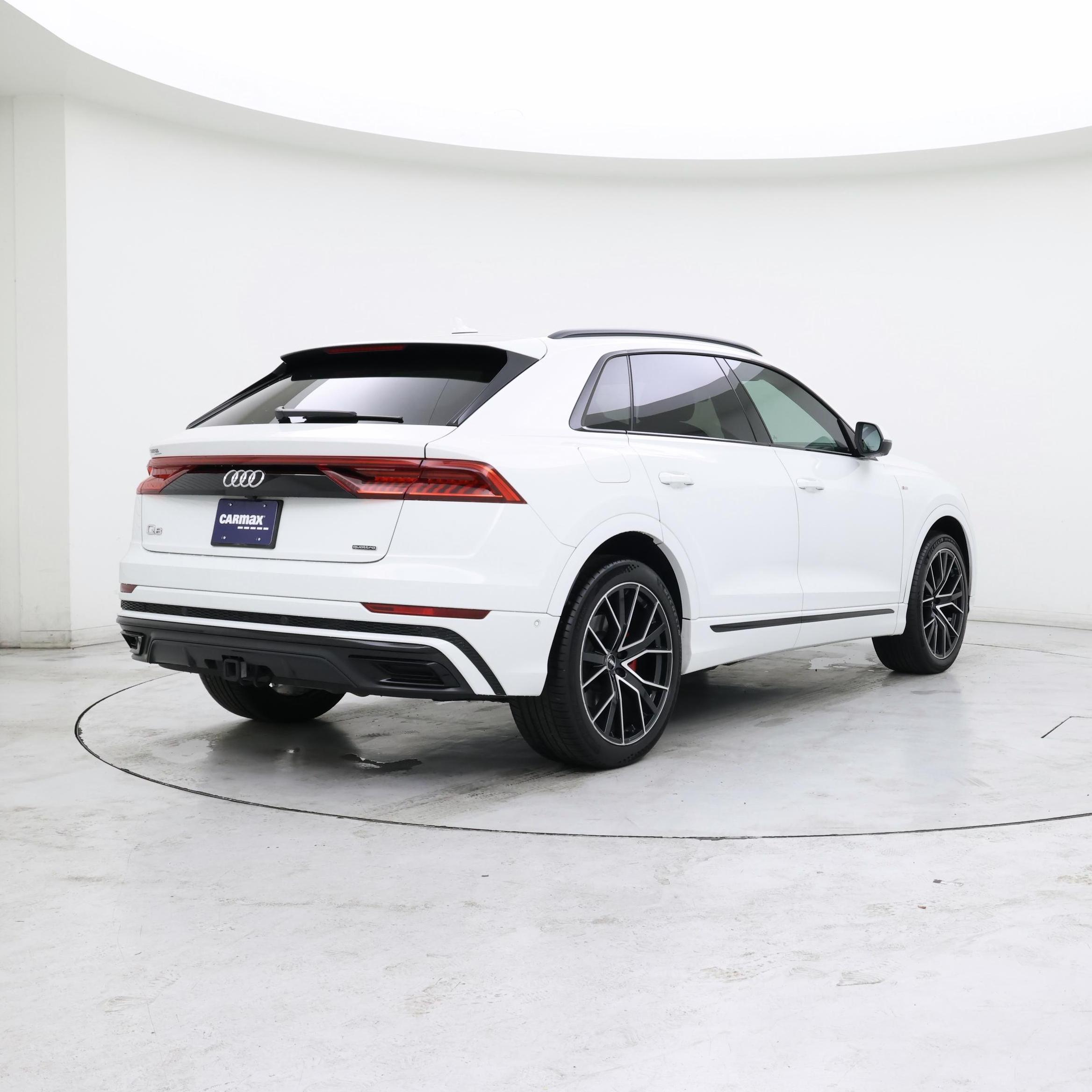 Thumbnail: 2019 Audi Q8 - 8