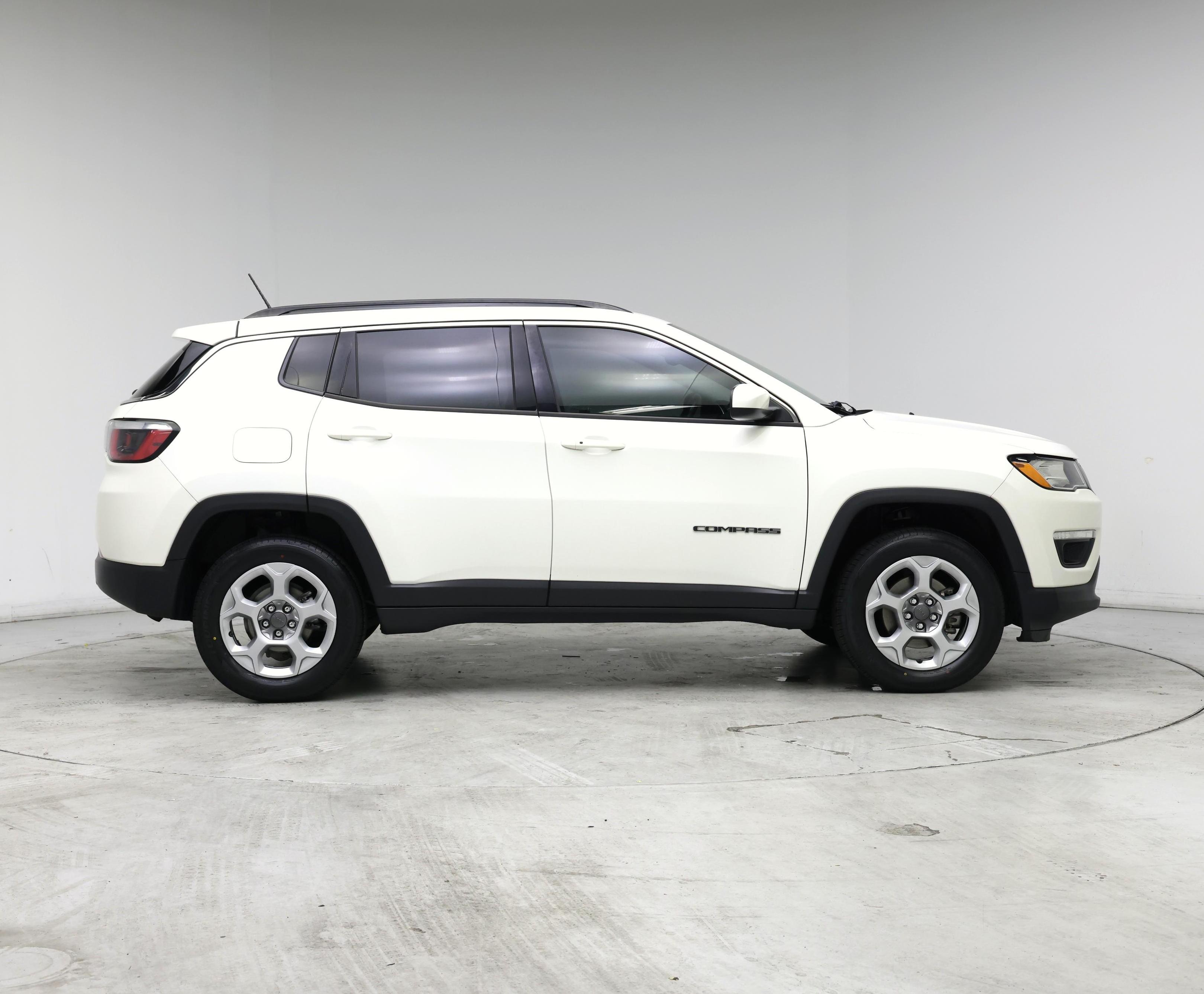 Thumbnail: 2019 Jeep Compass - 7