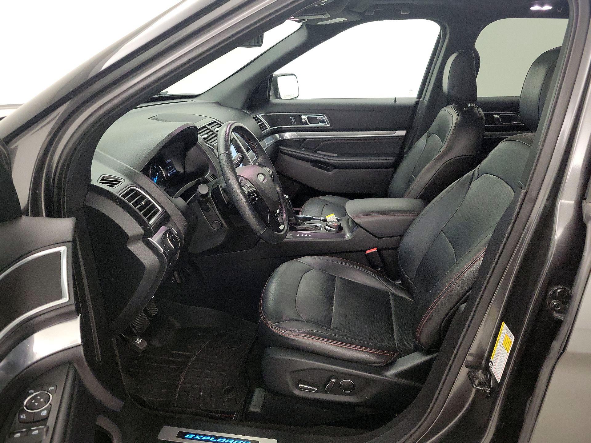 Thumbnail: 2018 Ford Explorer - 11