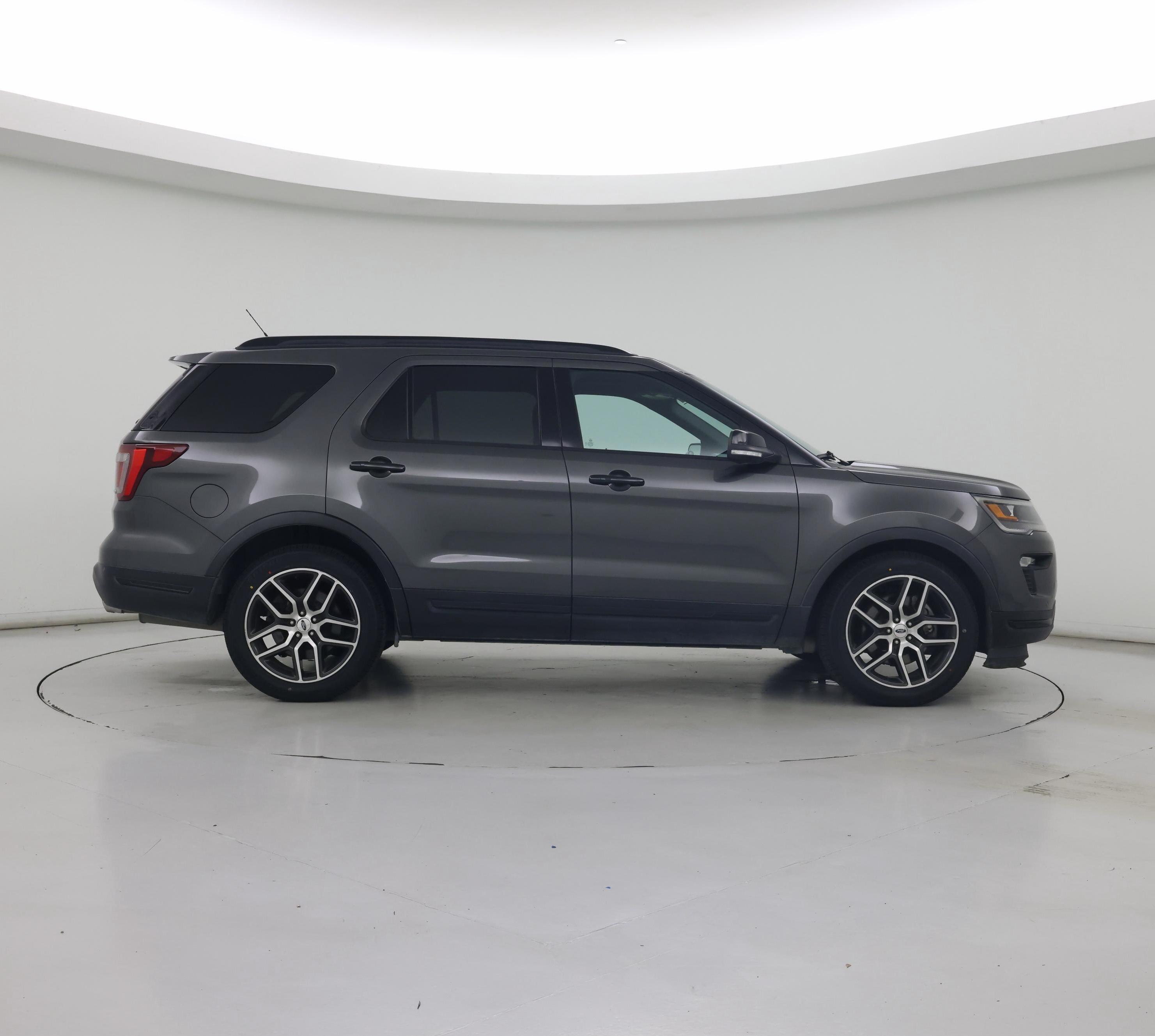 Thumbnail: 2018 Ford Explorer - 7