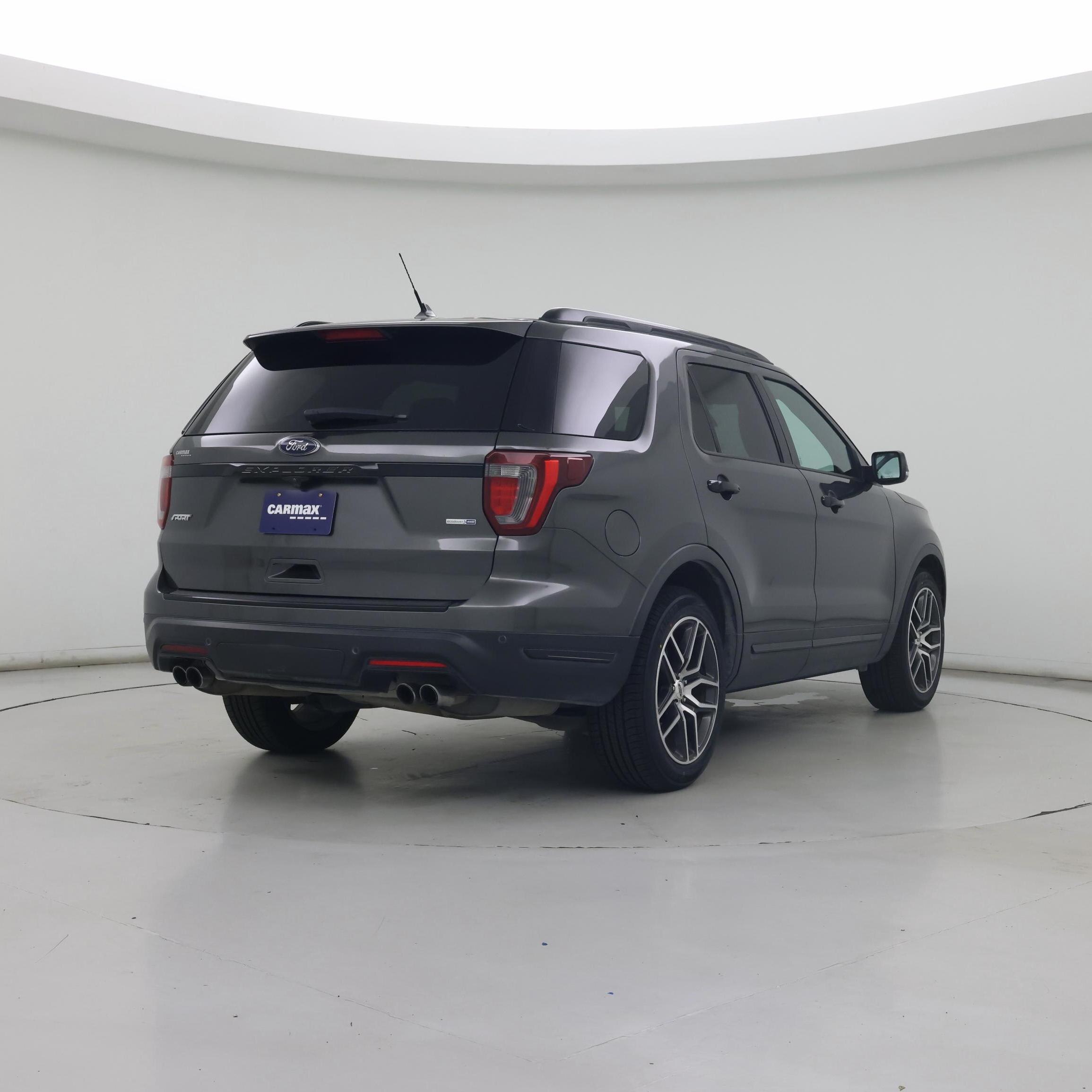 Thumbnail: 2018 Ford Explorer - 8