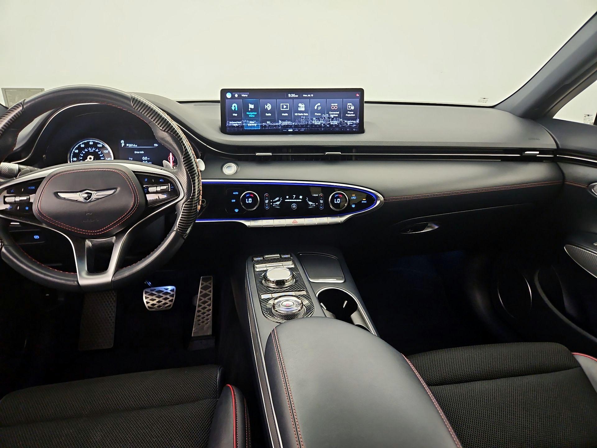 Thumbnail: 2022 Genesis GV70 - 9