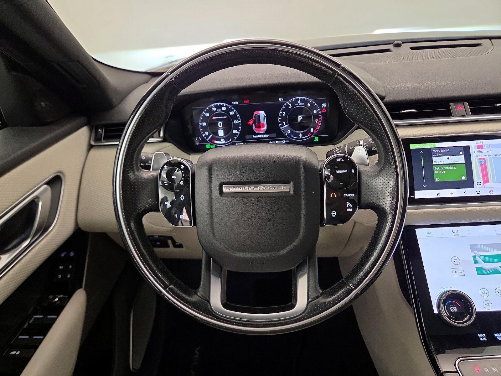 2018 Land Rover Range Rover Velar SE - Photo 11