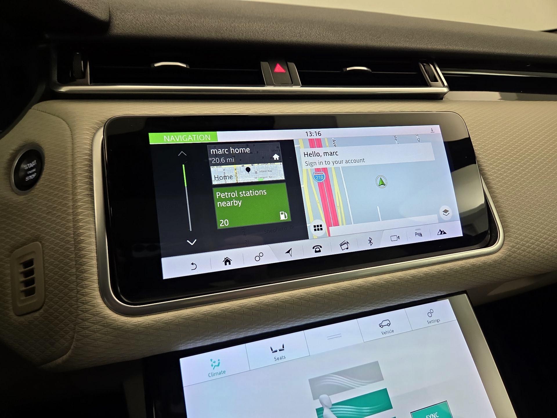 Thumbnail: 2018 Land Rover Range Rover Velar - 14