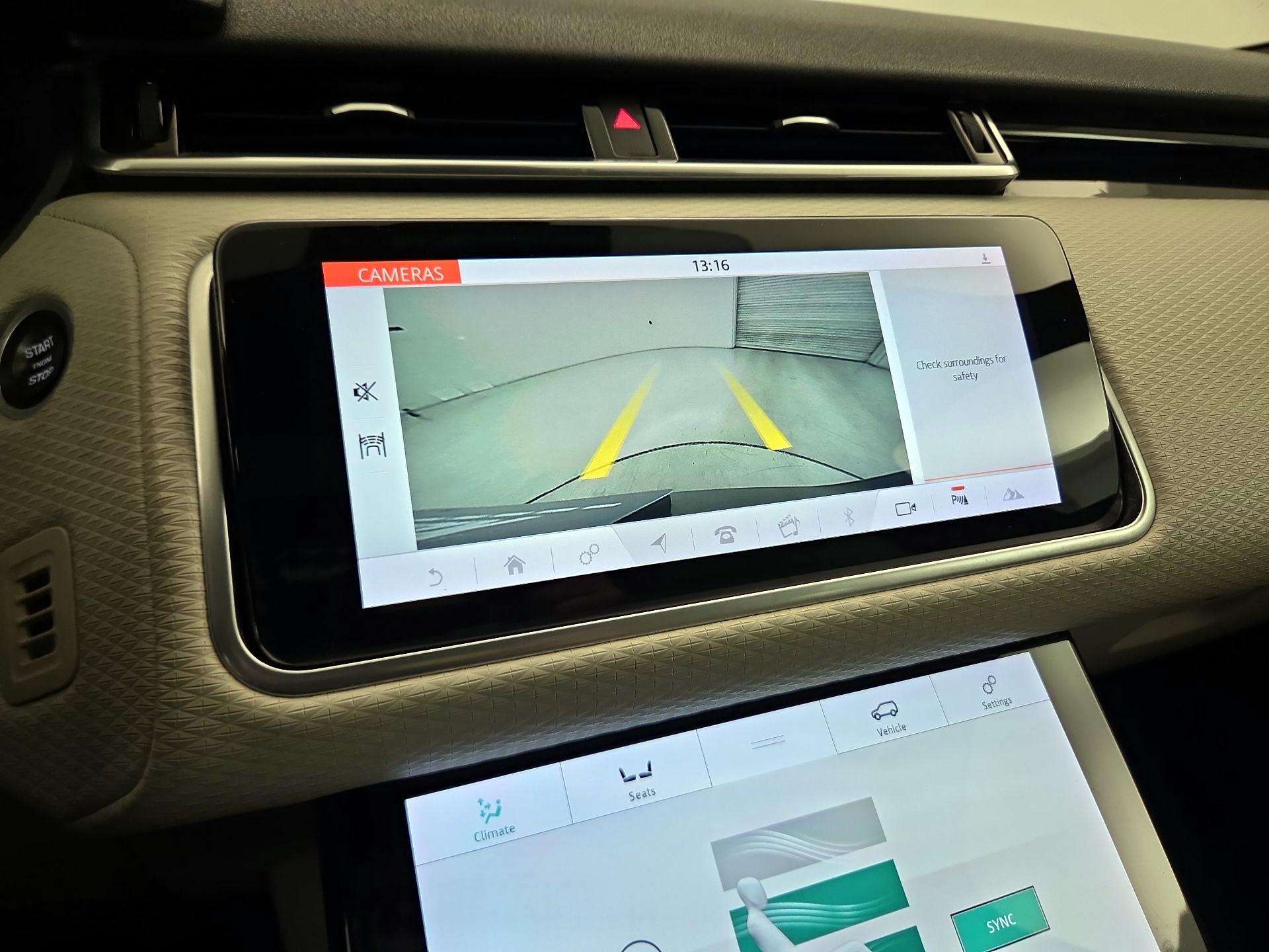 Thumbnail: 2018 Land Rover Range Rover Velar - 15
