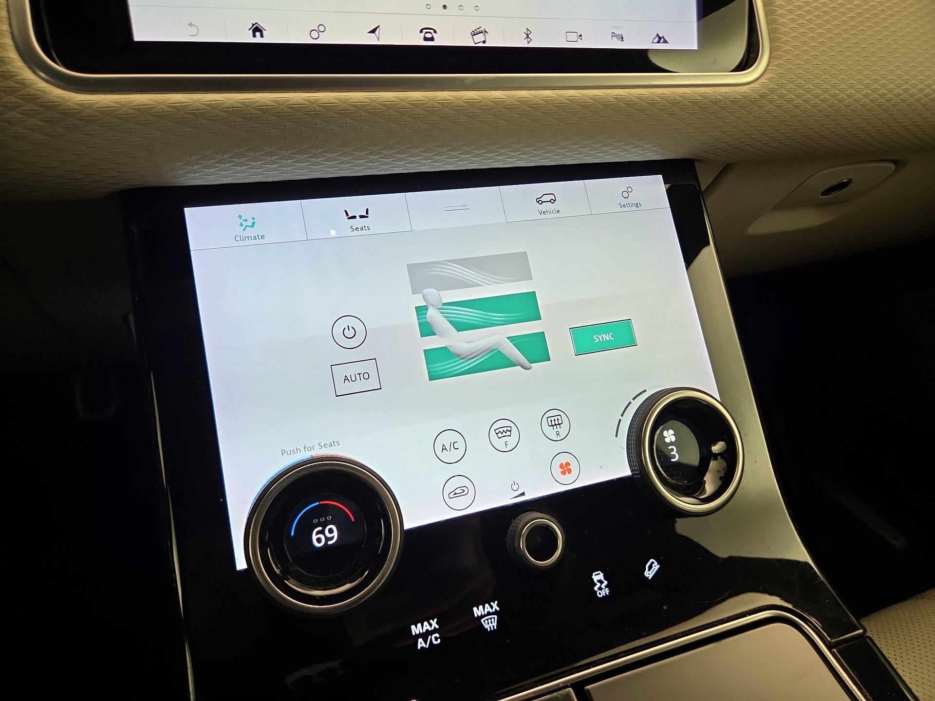 Thumbnail: 2018 Land Rover Range Rover Velar - 17