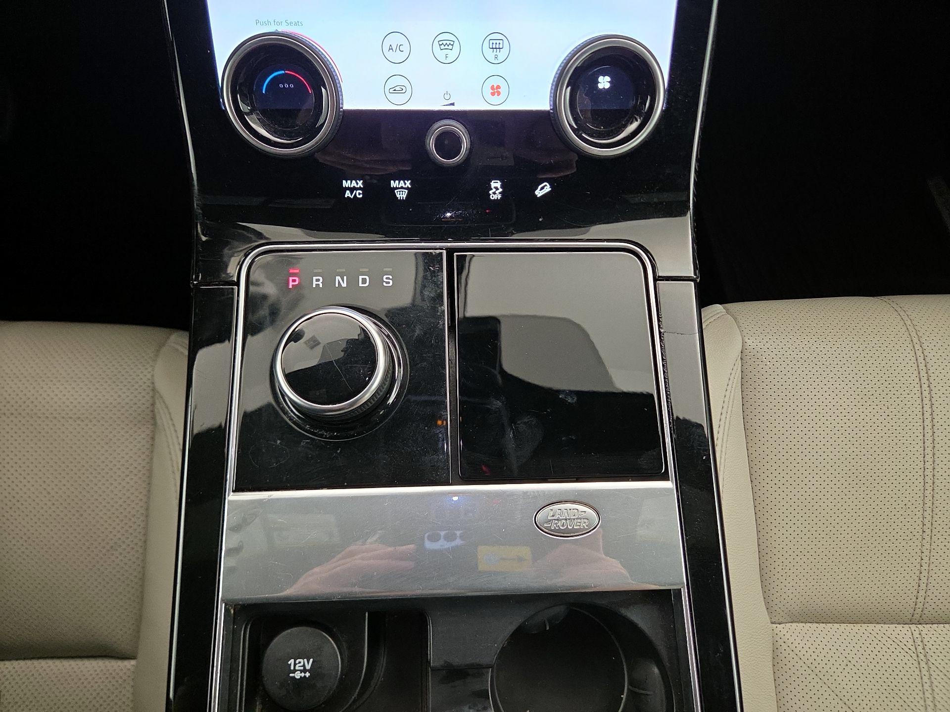 Thumbnail: 2018 Land Rover Range Rover Velar - 18