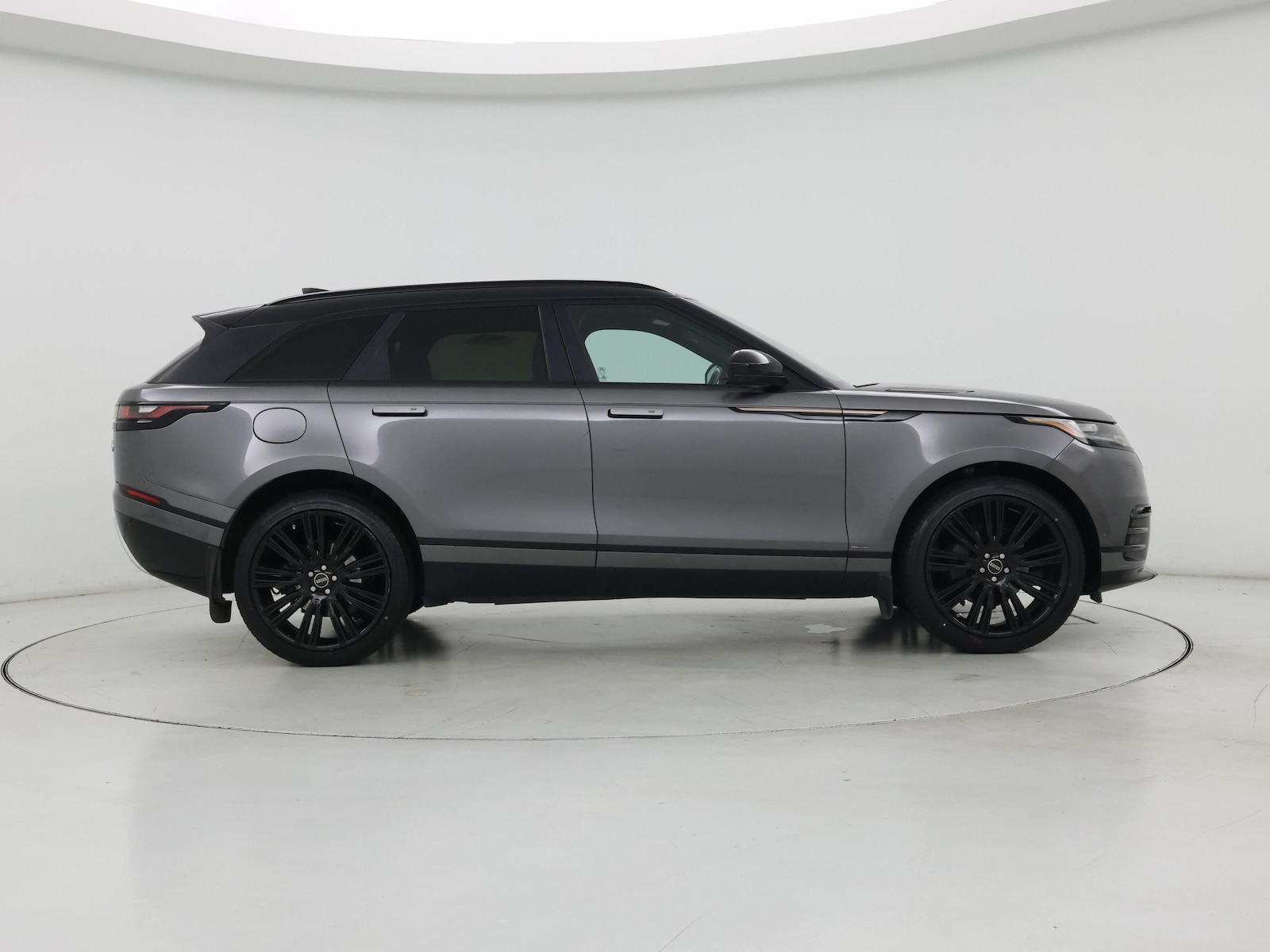 2018 Land Rover Range Rover Velar SE - Photo 8