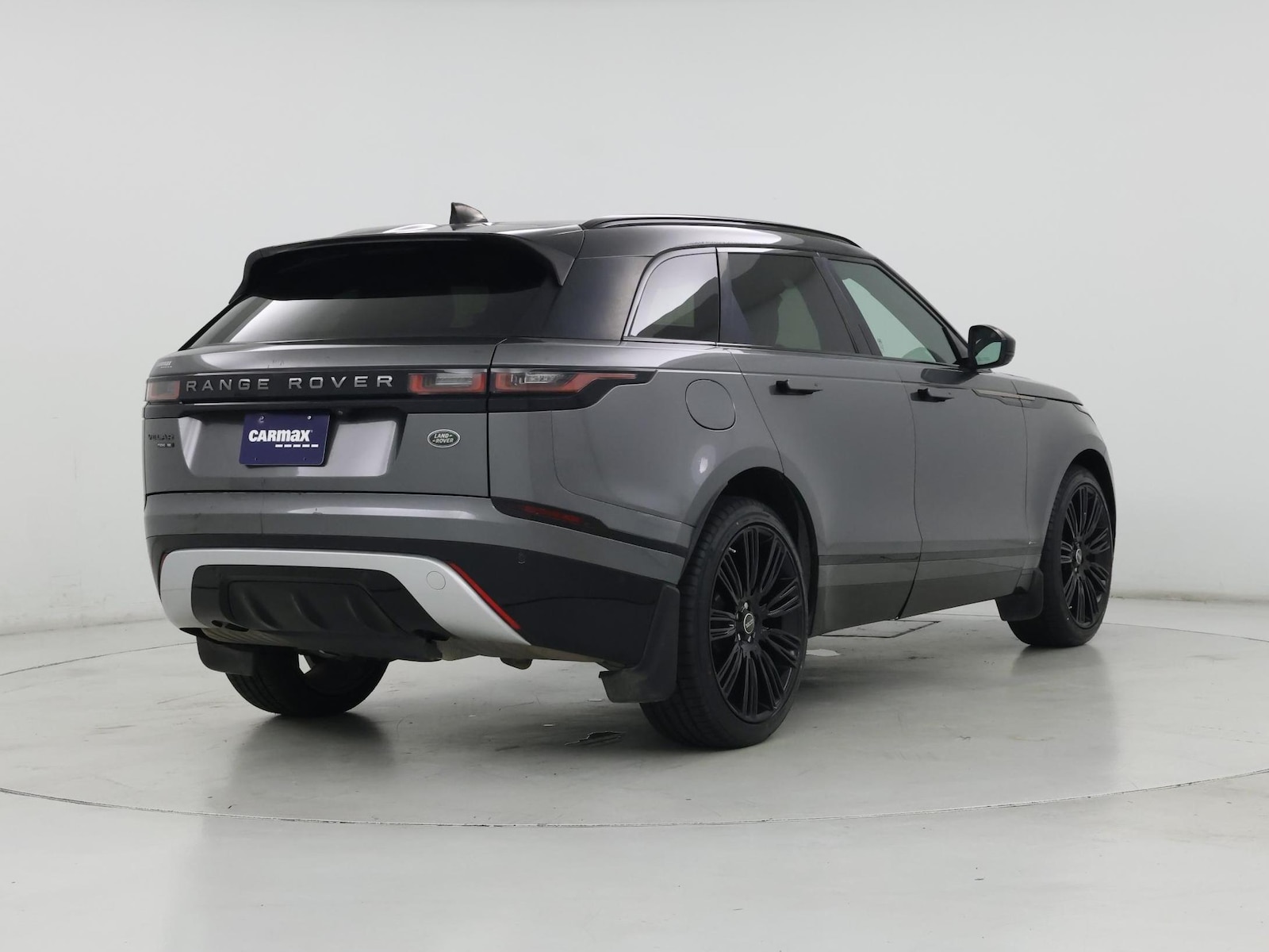 2018 Land Rover Range Rover Velar SE - Photo 9