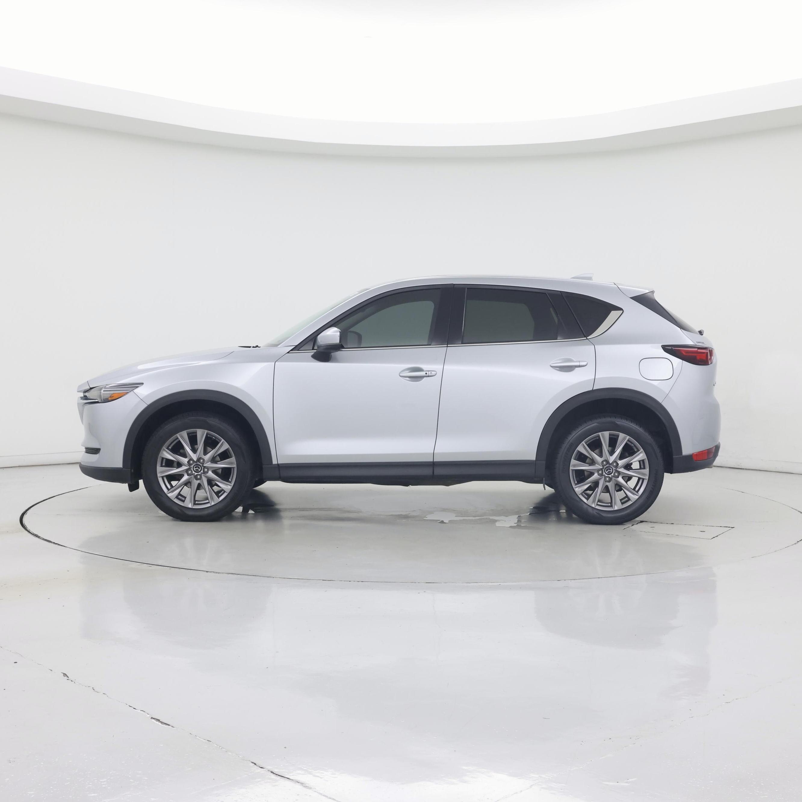 Thumbnail: 2020 Mazda CX-5 - 3