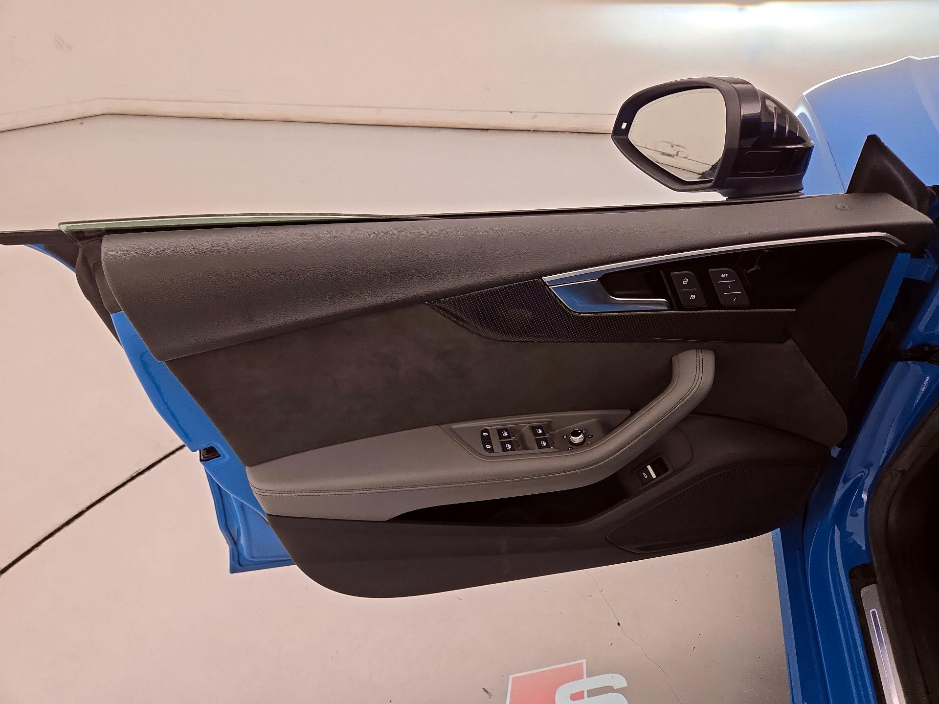 Thumbnail: 2021 Audi S5 - 12