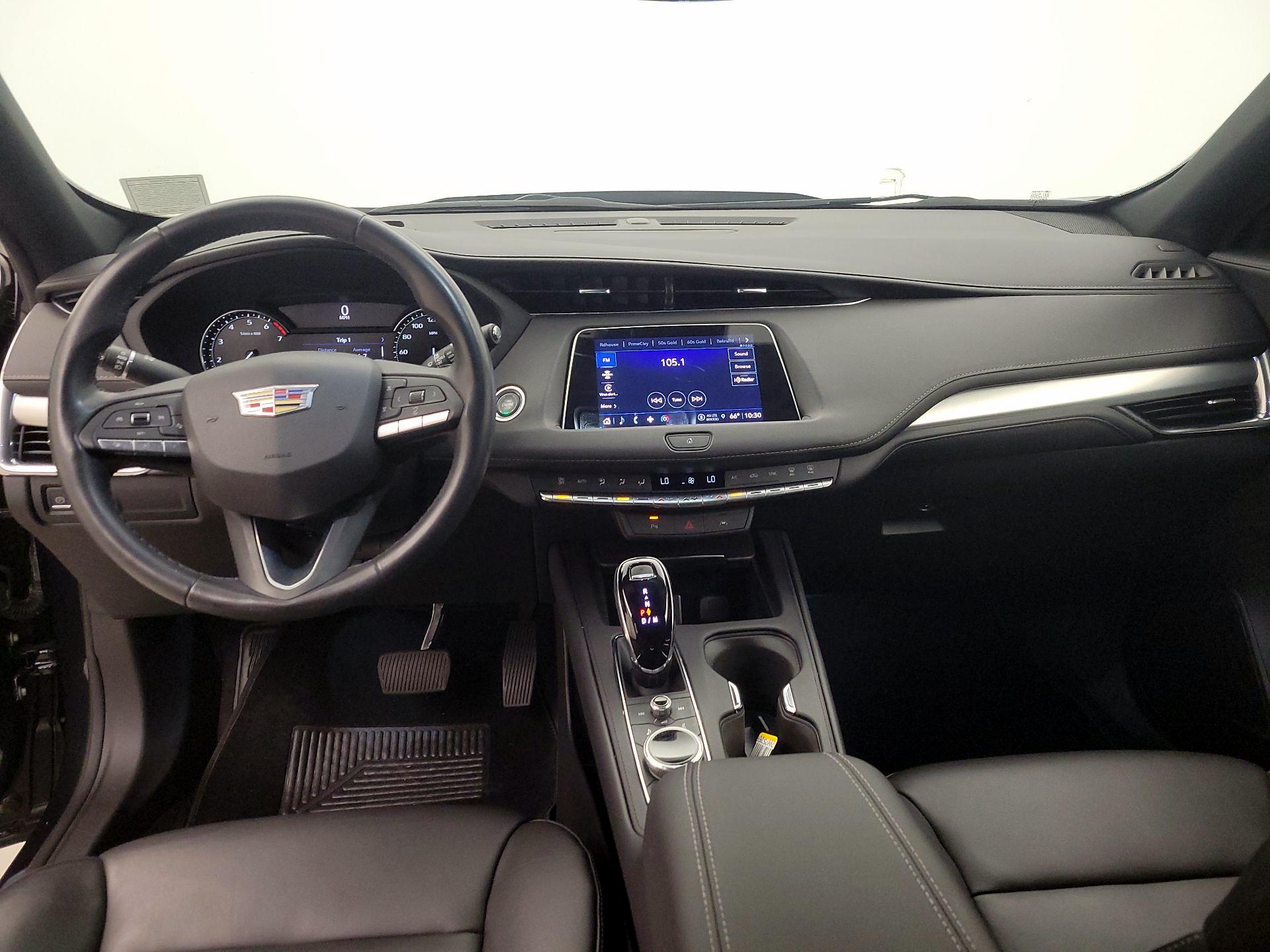 Thumbnail: 2023 Cadillac XT4 - 9