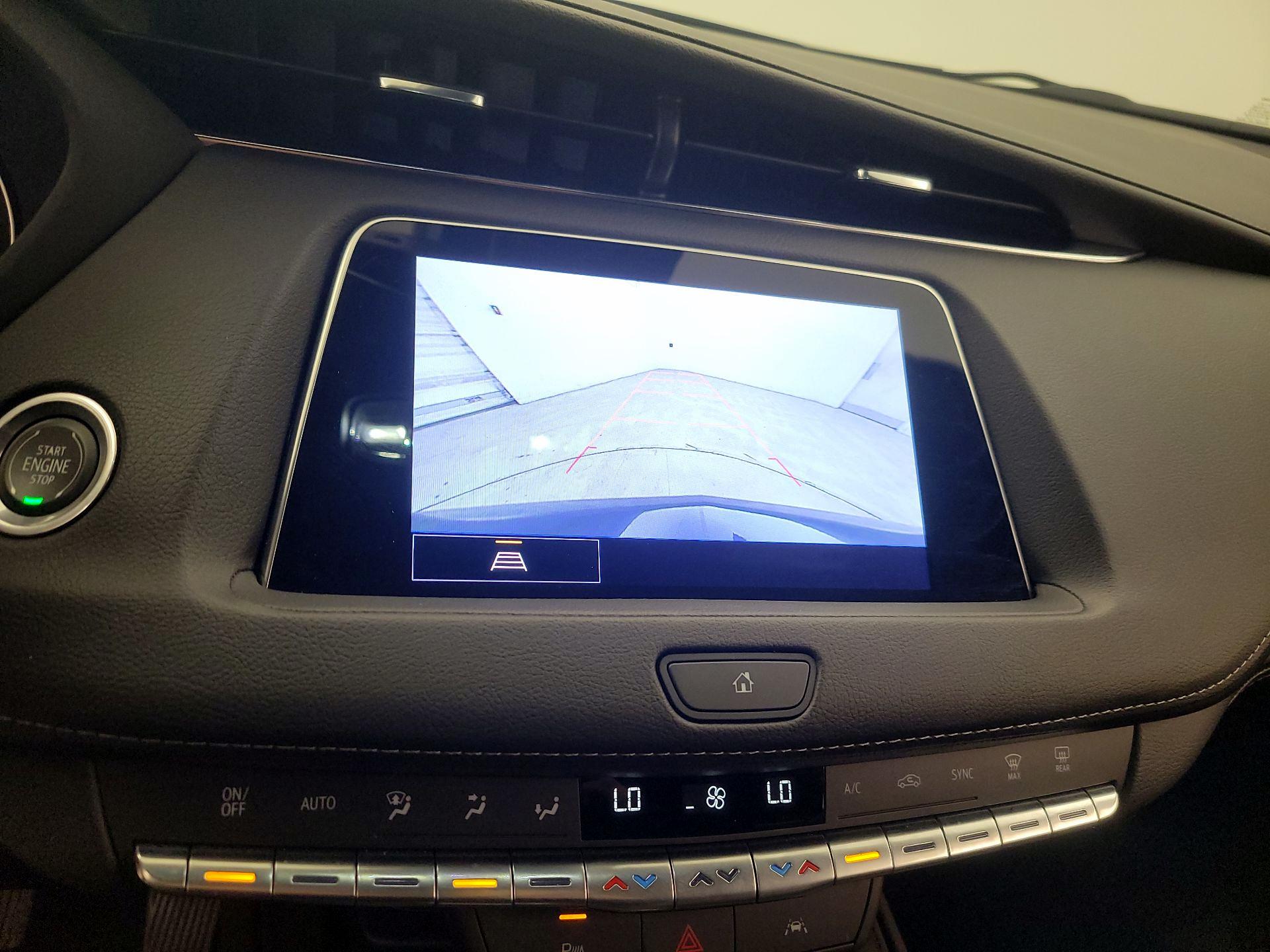 Thumbnail: 2023 Cadillac XT4 - 14