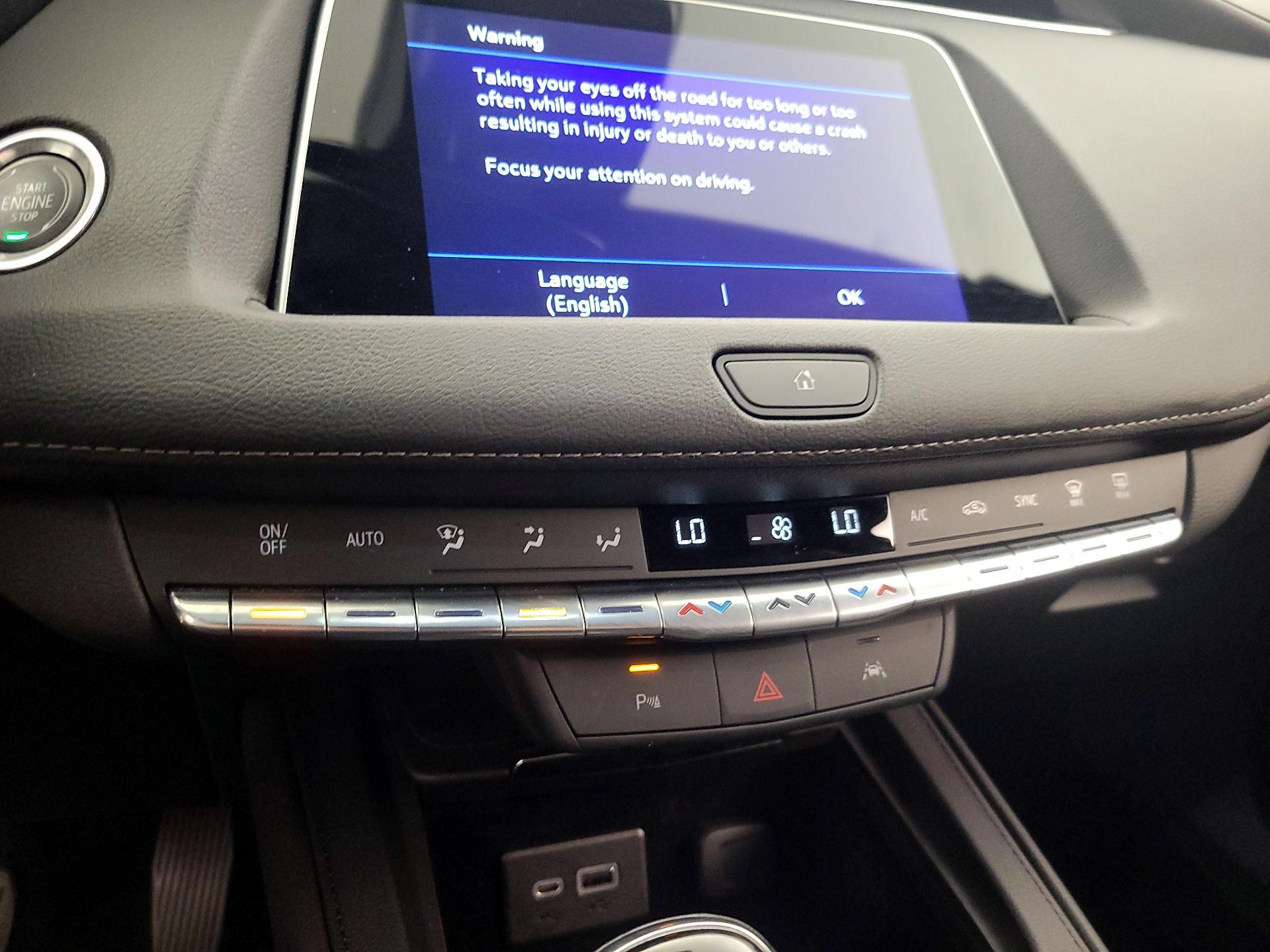 Thumbnail: 2023 Cadillac XT4 - 16