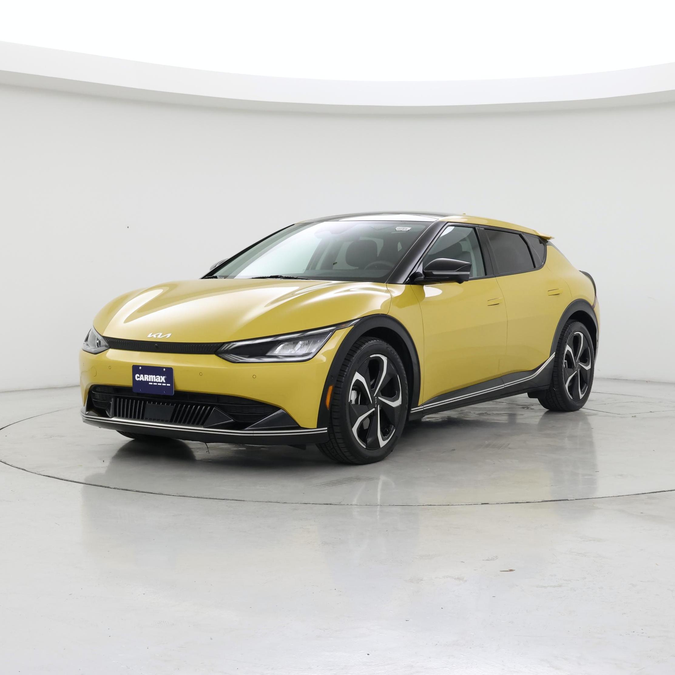 Thumbnail: 2022 Kia EV6 - 4