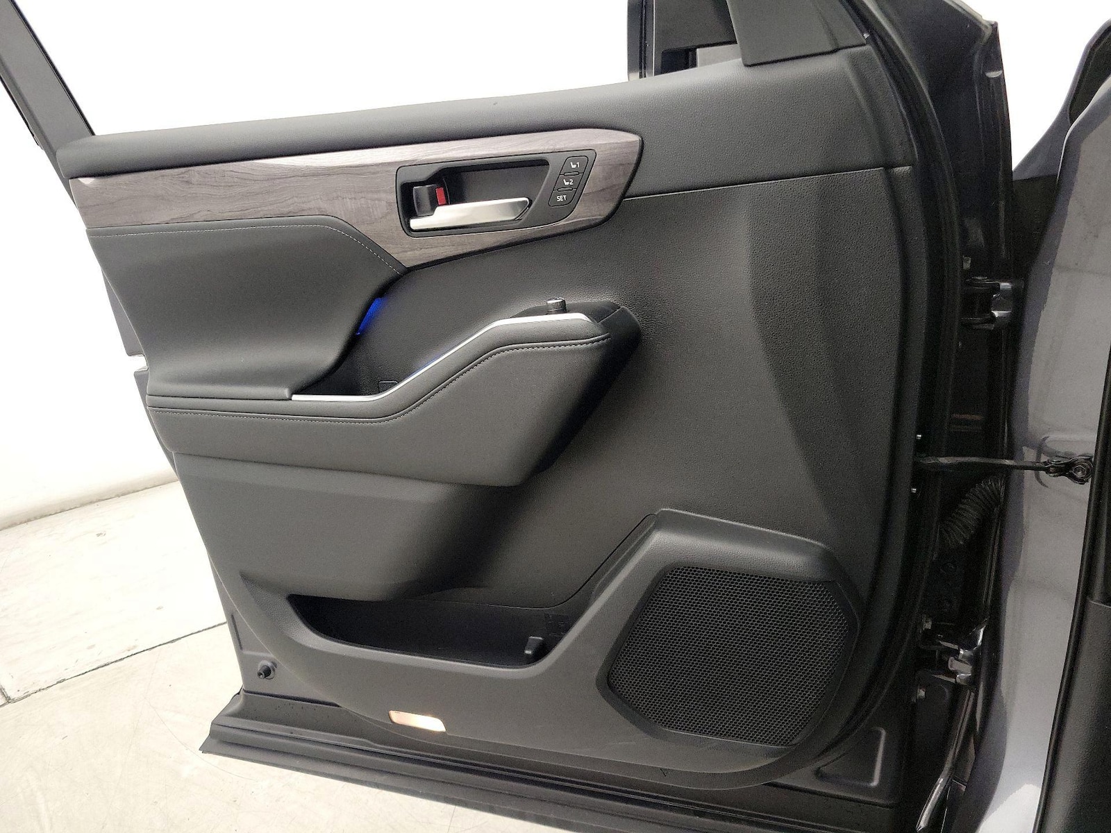 2020 Toyota Highlander Limited - Photo 13