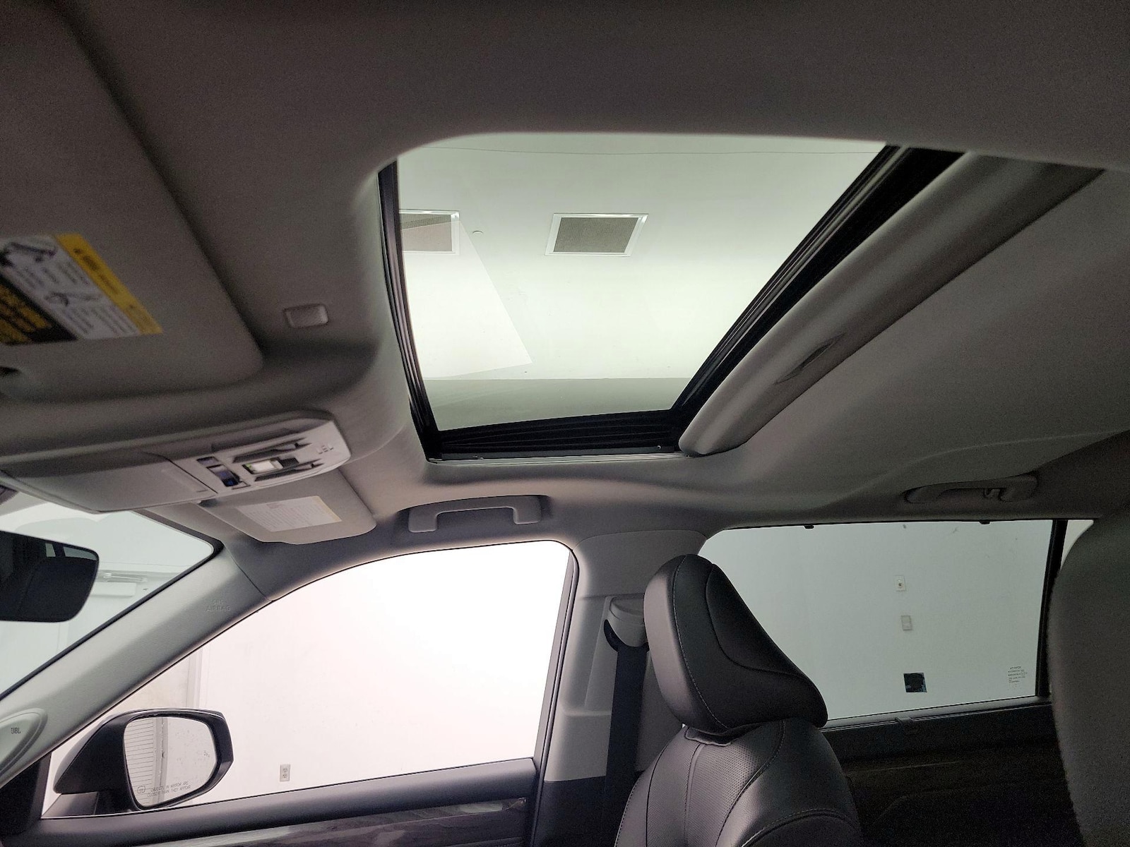 2020 Toyota Highlander Limited - Photo 21